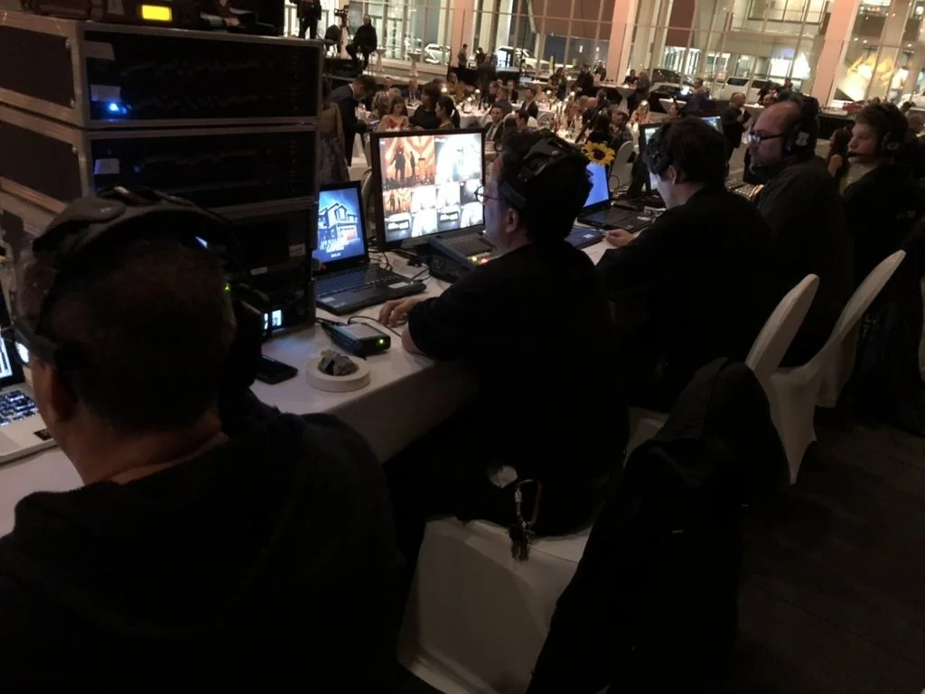 artisan-gallery-15-crew-at-work.jpg