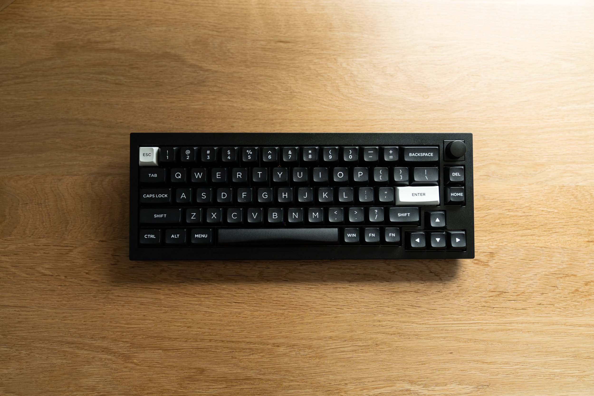 Black and White Minimal Custom Mechanical Keyboards — mod musings