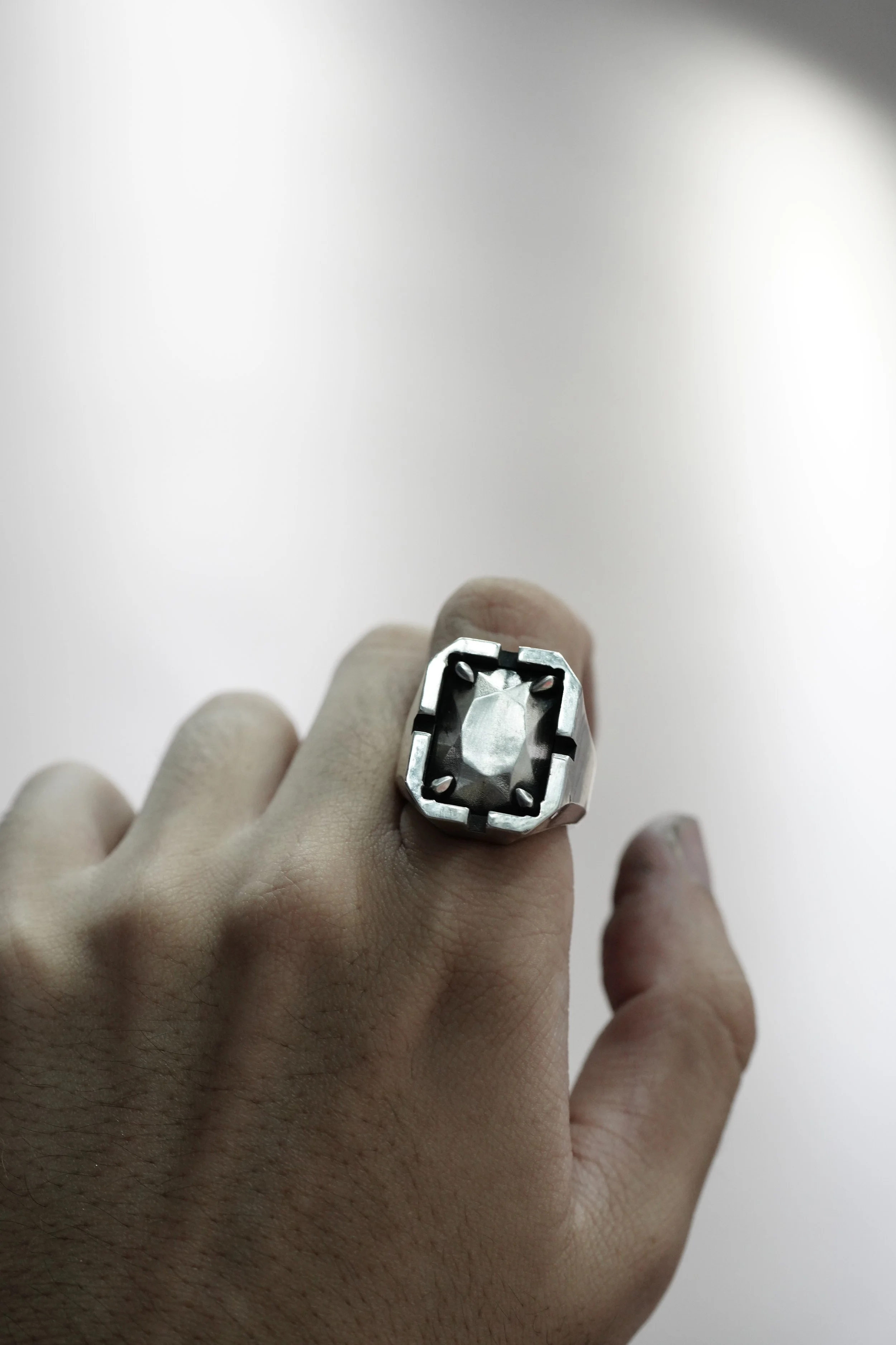 SV HEAVY SIGNET RING 【公式通販】