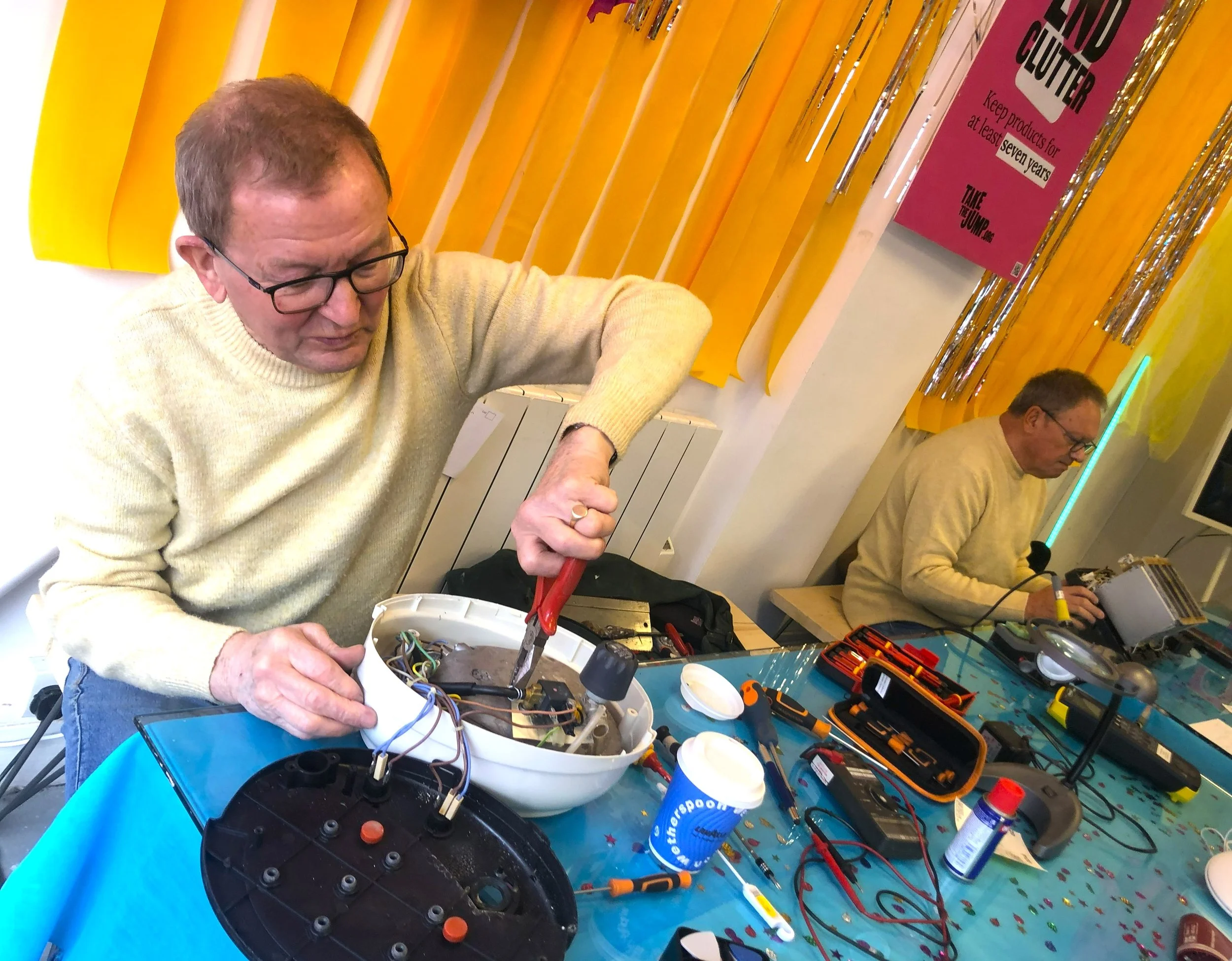 repair cafe.jpg