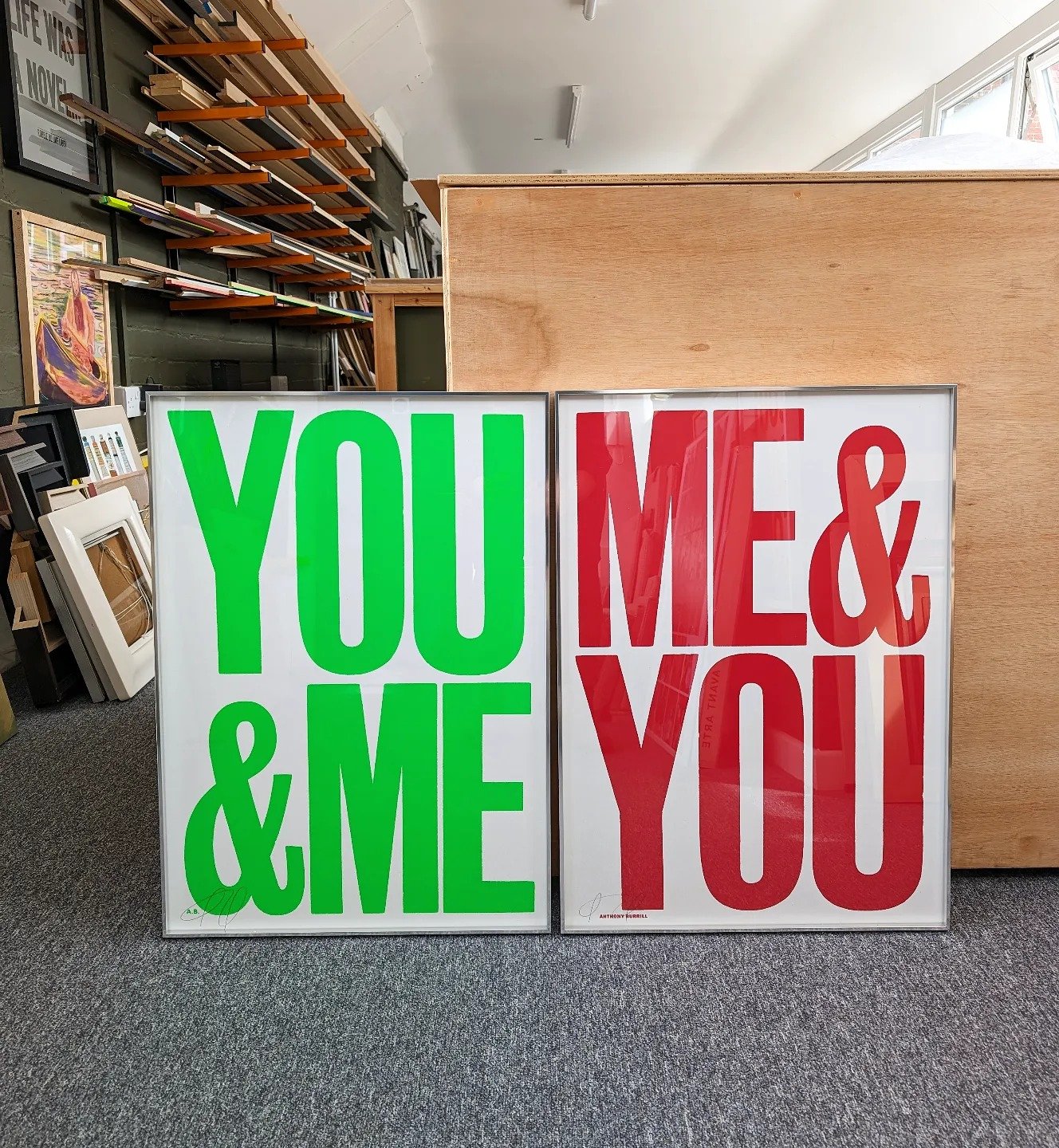 ANTHONY BURRILL - what a pair.
Polished silver aluminium frames. If you're looking for a super slim profile - 5 to 7mm on the face - aluminium frames can be a great solution. Lots of different options, including real wood veneers.
.
#aluminium #metal
