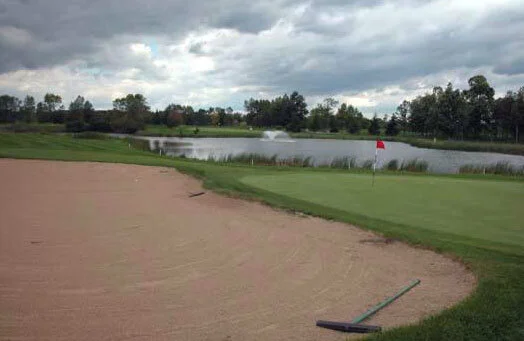 Hole 2 Green