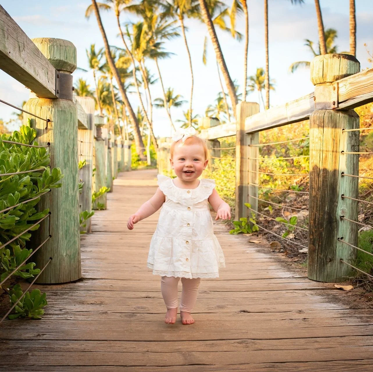 H A P P I N E S S  is Hawai&rsquo;i for the first time✨🌴 
.
.
.
#maui #hawaii #photographer #familyphotography #familyvacation #hawaiifamilyvacation #destinationphotographer #waileaphotographer #mauiphotographer