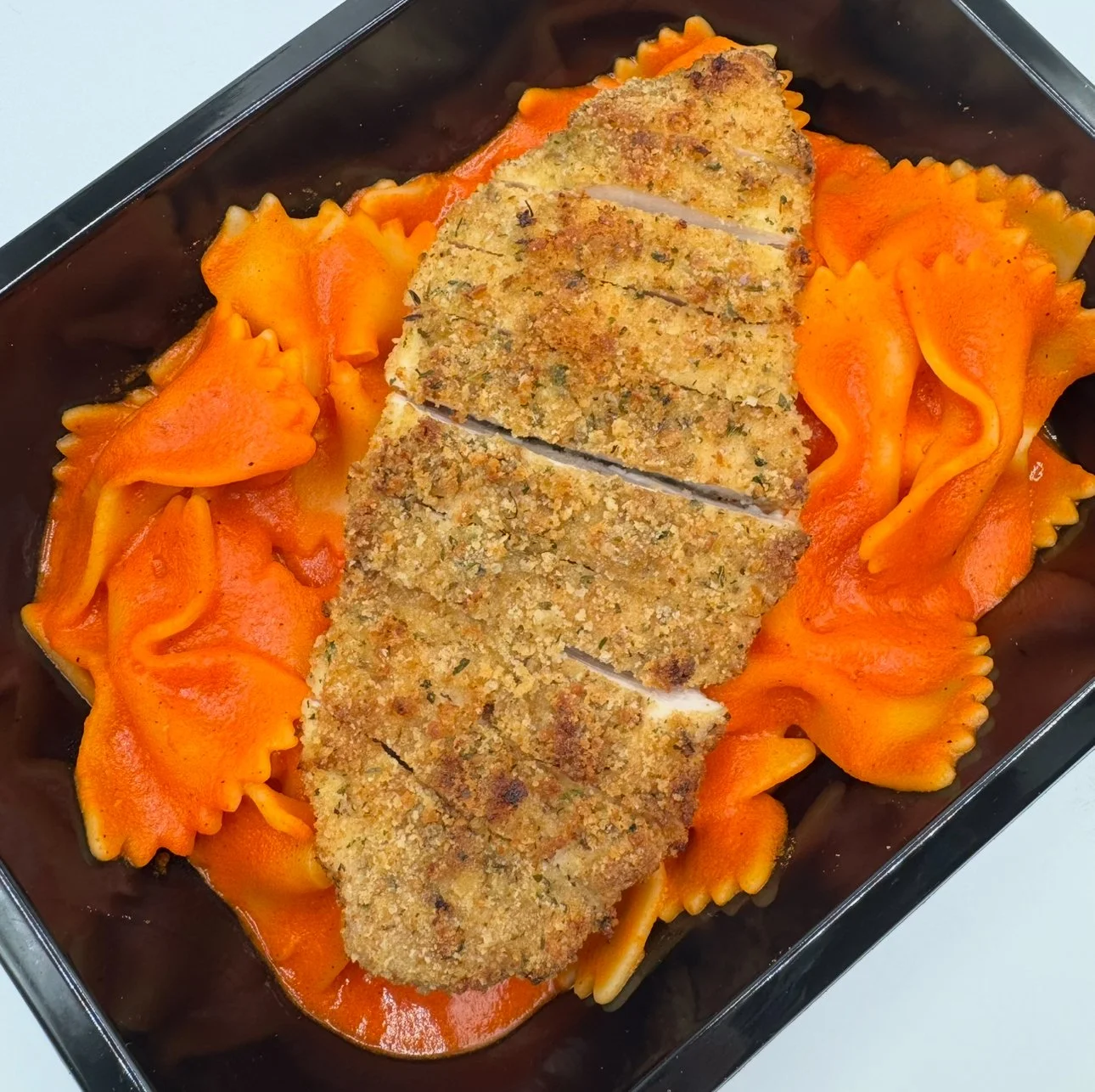 Roasted Red Pepper and Chicken Pasta