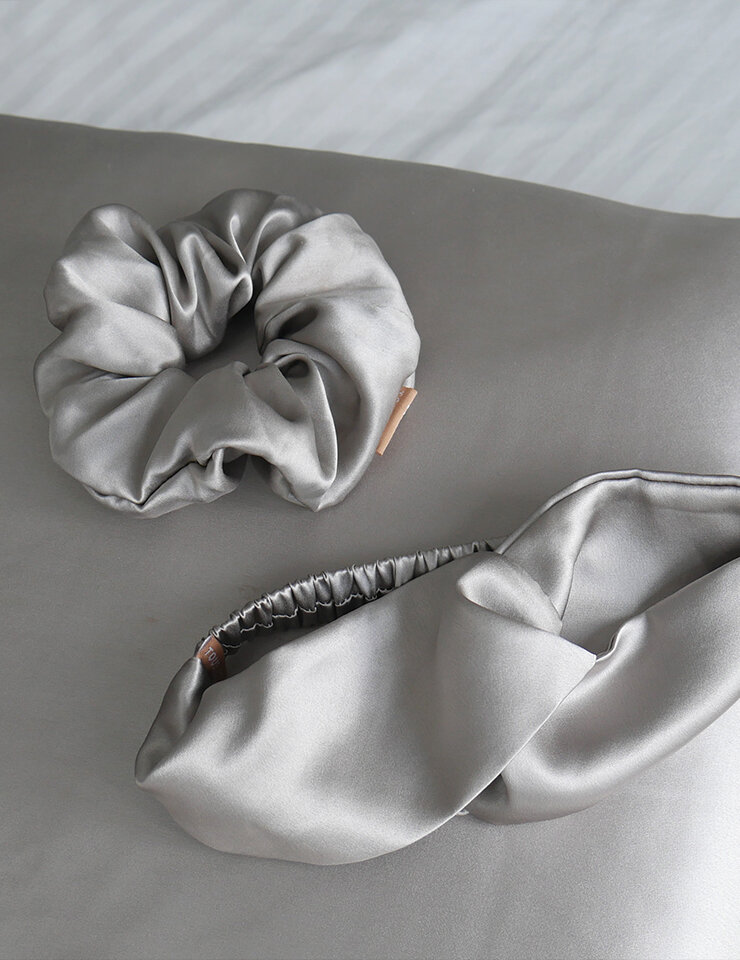 SA-WS-200827-TousledSilk-WebsiteAssets-ProductShots-BundleSet-Grey.jpg