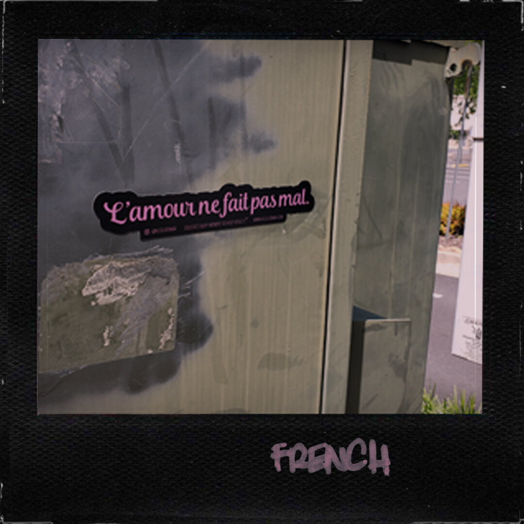 "Love Does Not Hurt" Sticker in French