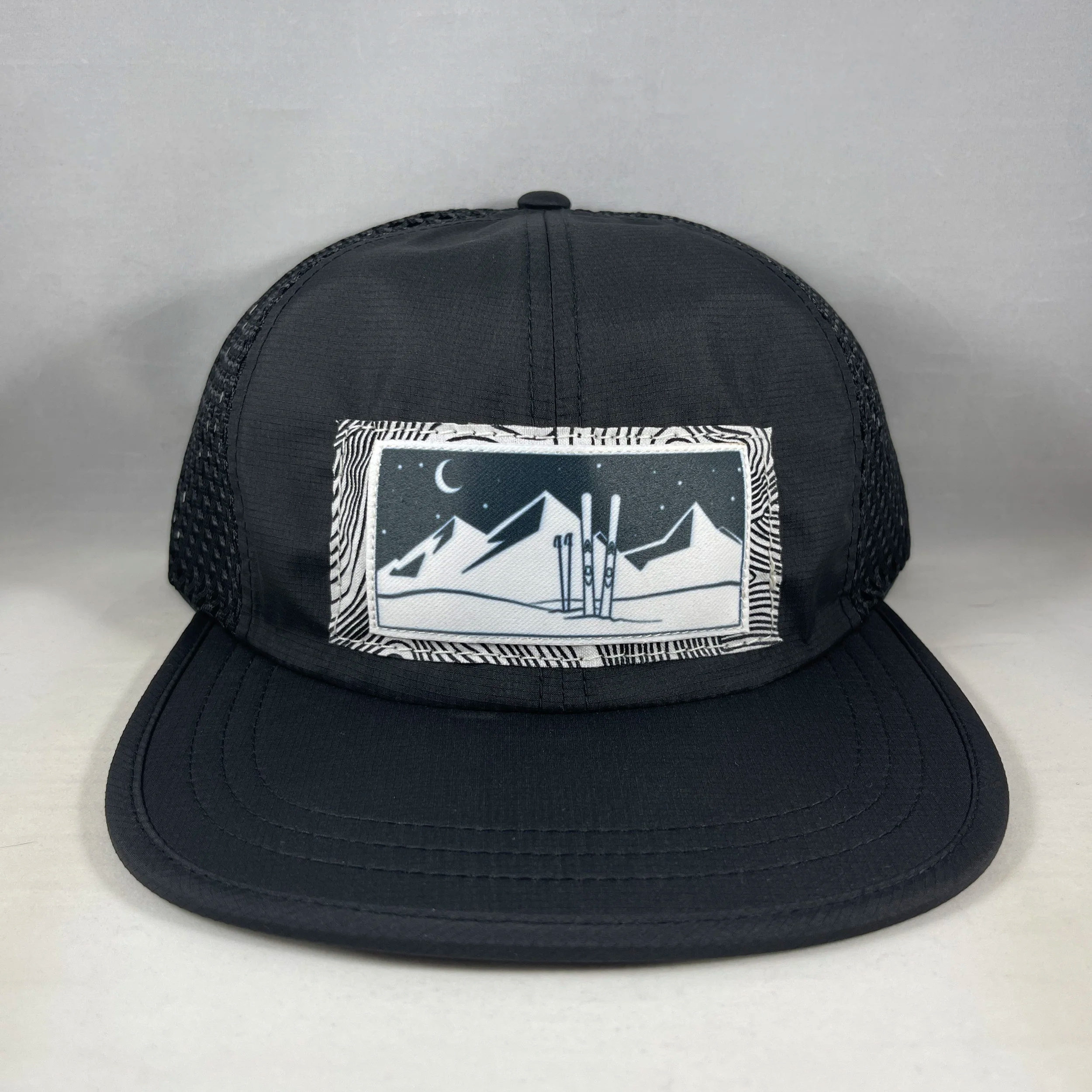 Black Outdoor Sport Hat - Monochromatic Winter Ski Series