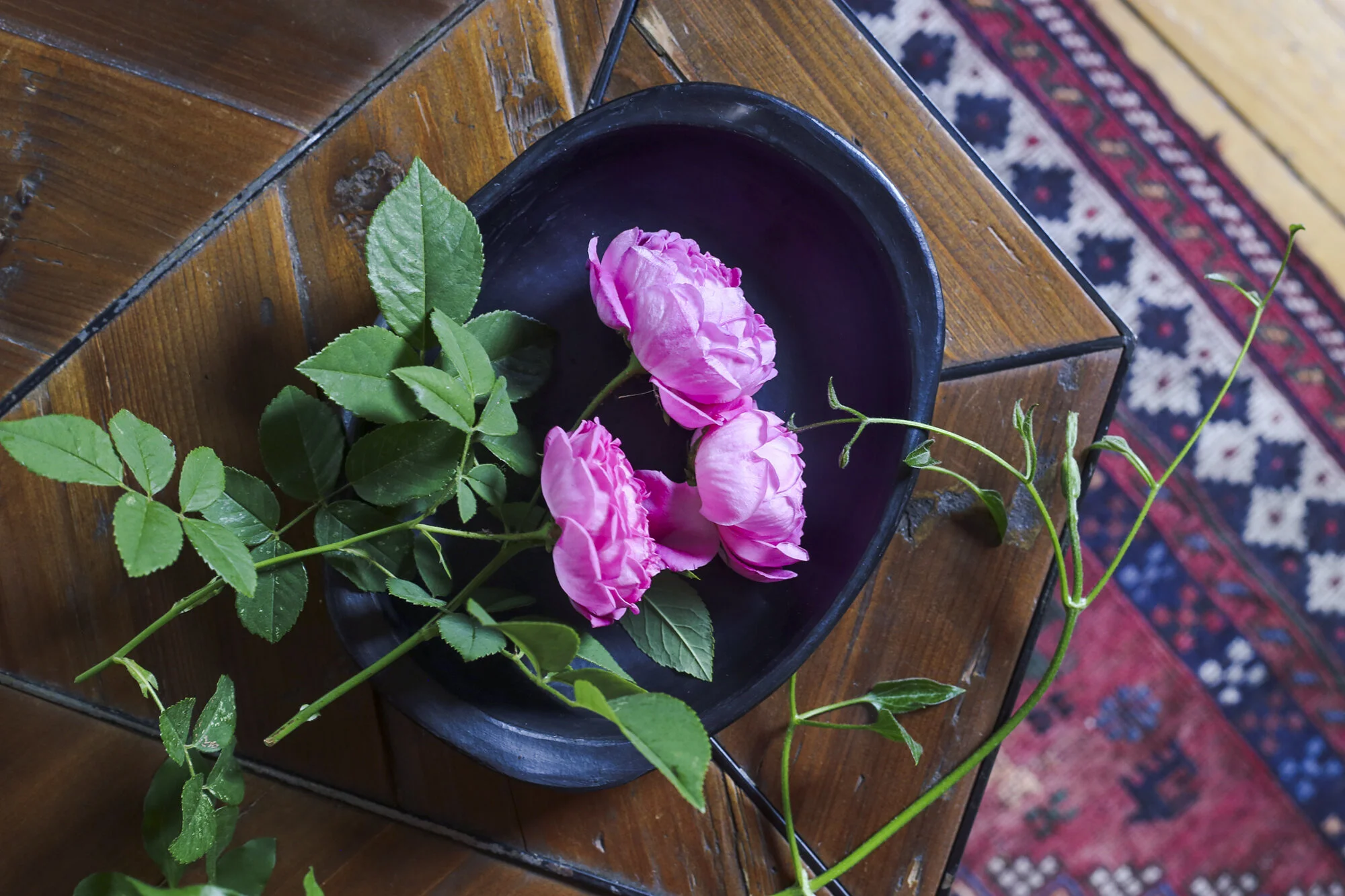 bowl-roses_01.jpg