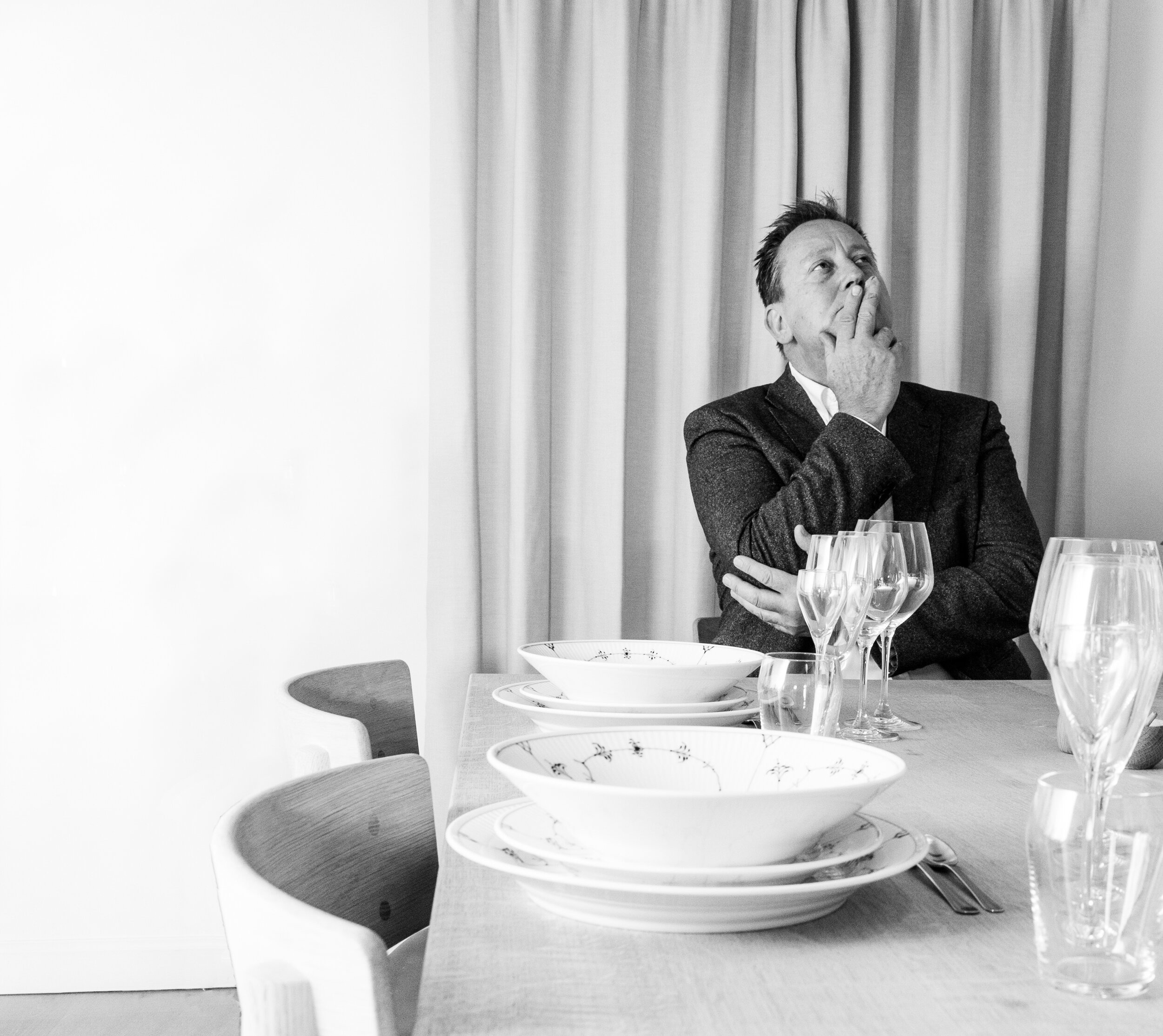   OLE TROELSØ     RESTAURANT CRITIC  
  Few Danes can match the culinary track record of food and wine writer Ole Troelsø. Yet, the iconic gourmand also carries a love for a peculiar and very Danish tradition in his heart: Smørrebrød.  