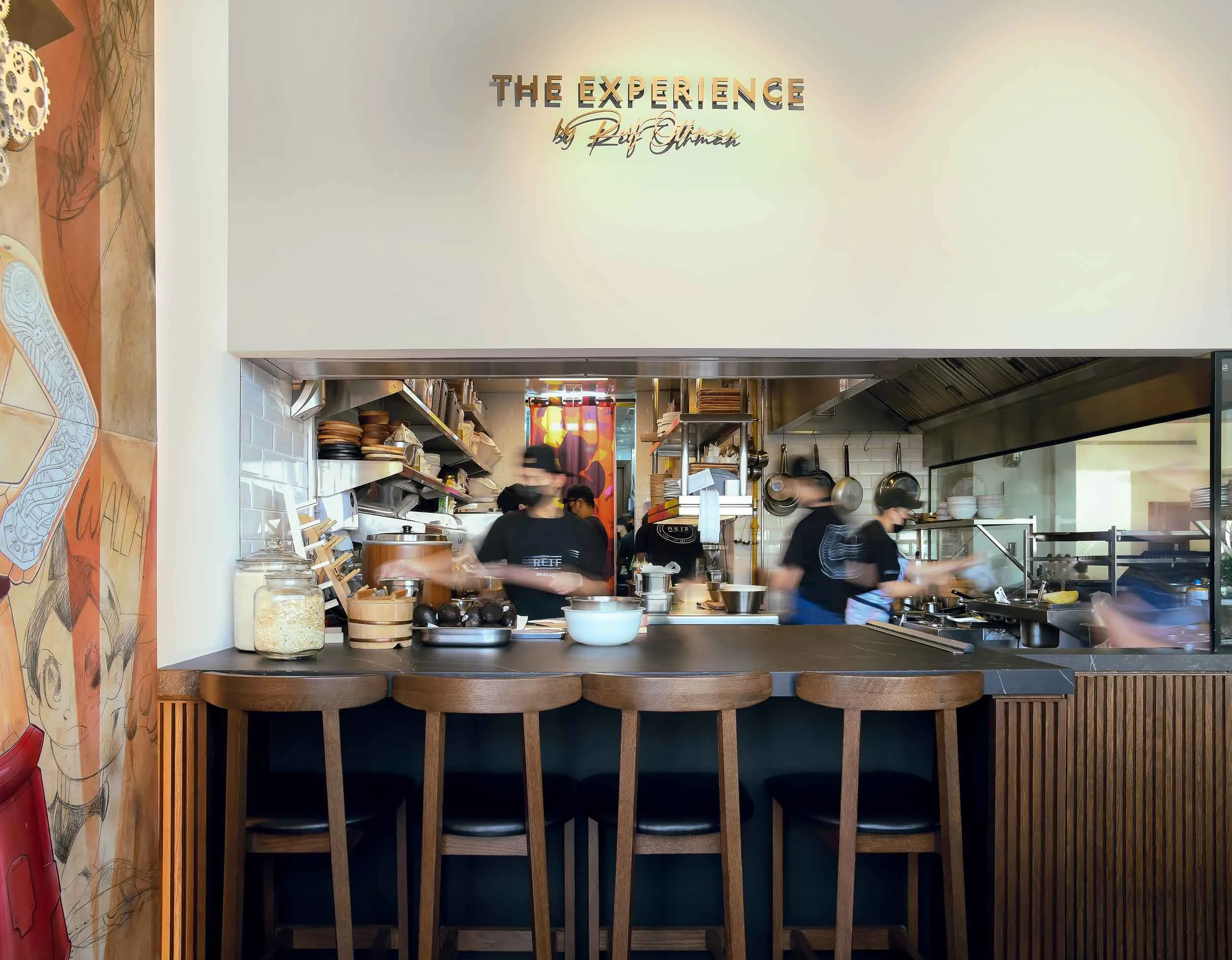   REIF JAPANESE KUSHIYAKI  
  JAPANESE FUSION  
  Sometimes the most brilliant of places are hidden in the most surprising locations. Chef Reif Otman’s Reif Japanese Kushiyaki, situated at the Dar Al Wasl Mall. The location seems an unlikely place fo