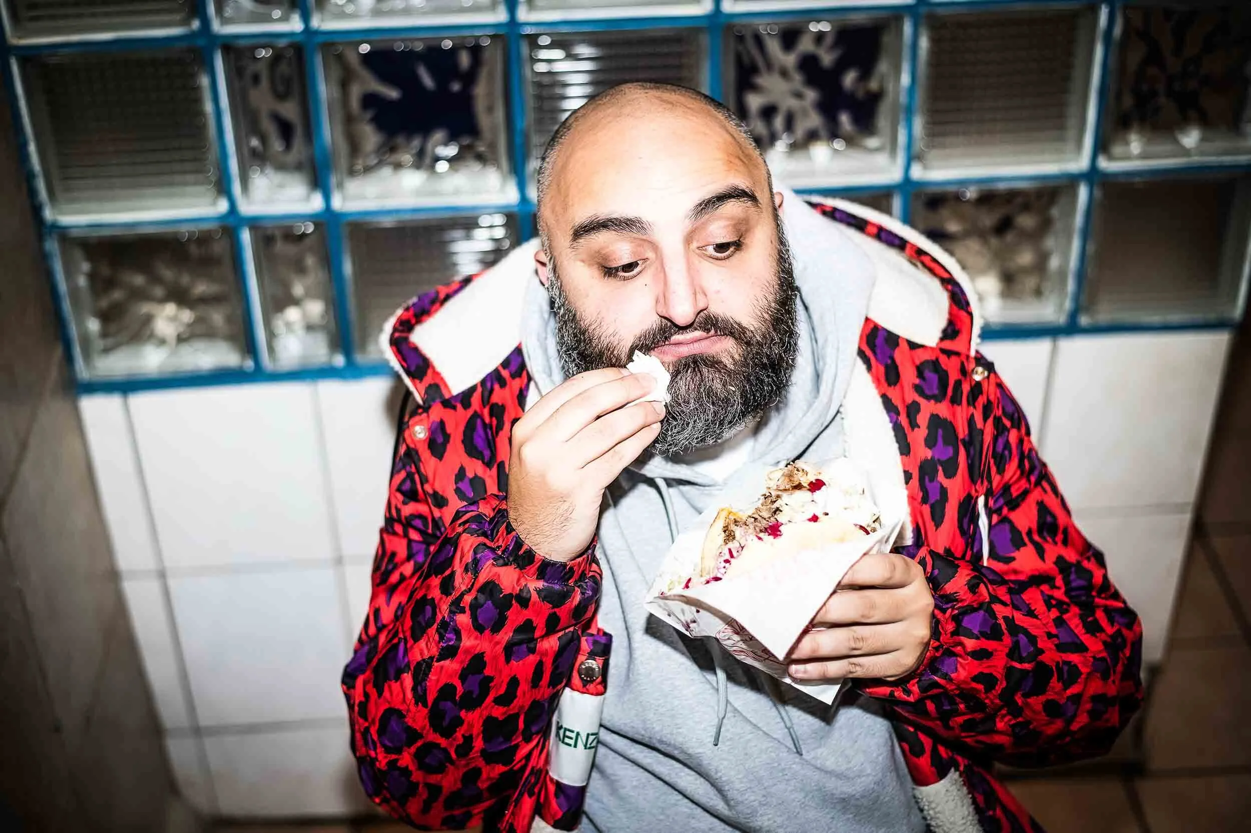   SHAWARMA GUIDE COPENHAGEN  
  TOP 5 SHAWARMAS ON NØRREBRO   
  Join music producer and local Shawarma oracle Reza Foghani for a tour of his five favorite shawarma joints on his beloved Nørrebro, the epicenter for shawarma in Copenhagen.  
