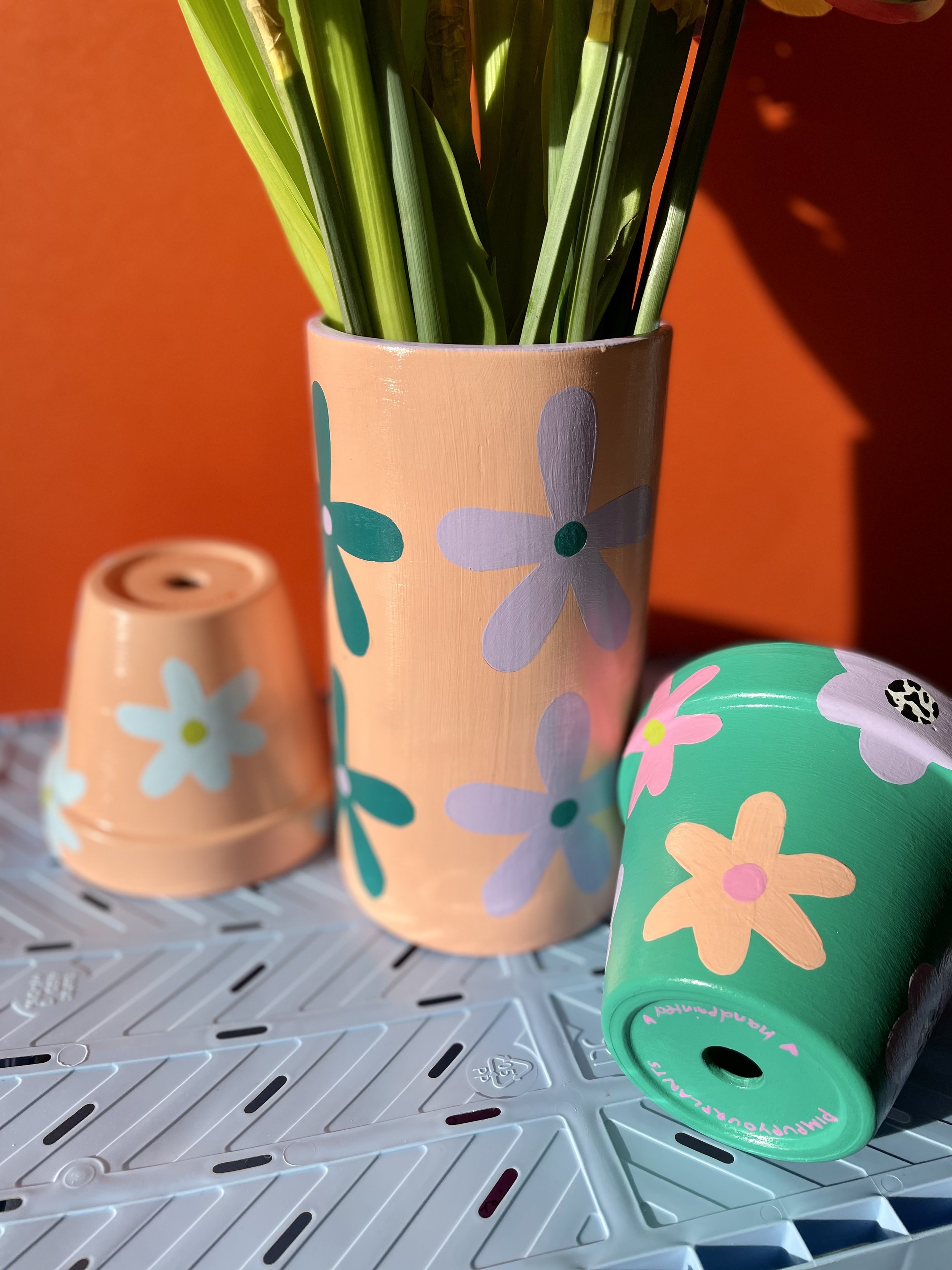 floral plant pots