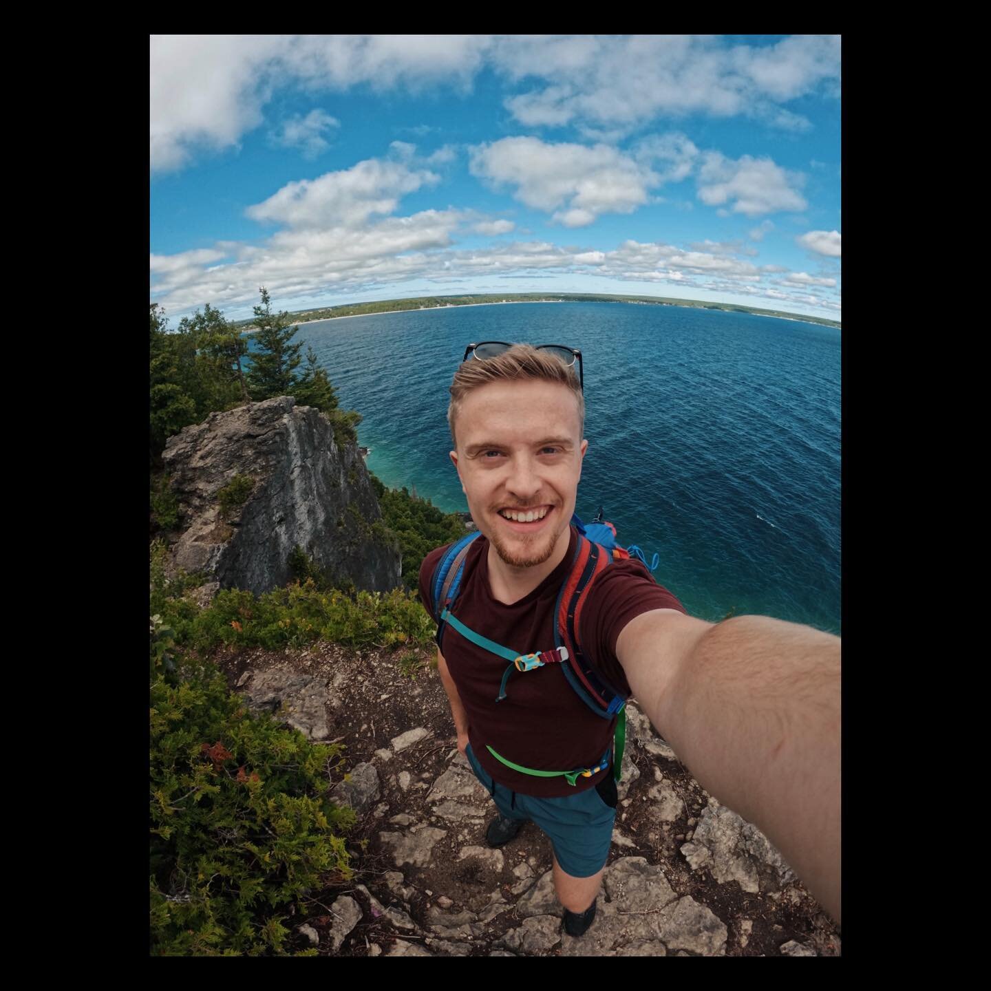 ⁣
Views from the Bruce 🥾🏔⁣
⁣
Took what short time I had away from weddings this season to hit up some of our favourite hiking spots in Bruce Peninsula National Park. Plus one of the only places you can paddle out to a shipwreck from 1885!
⁣
All sho