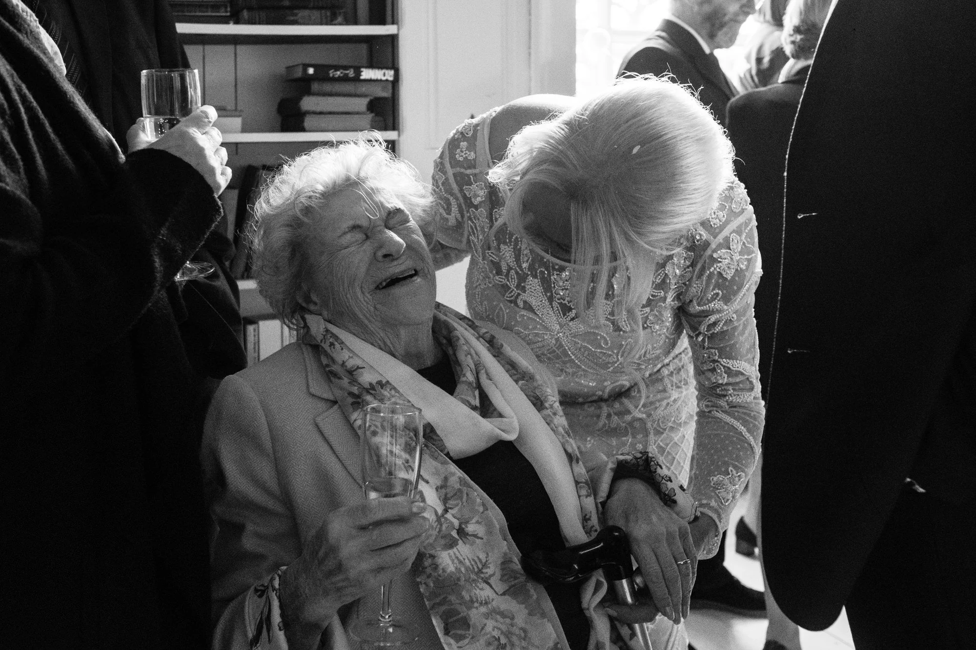 Butley Priory small wedding-144.jpg
