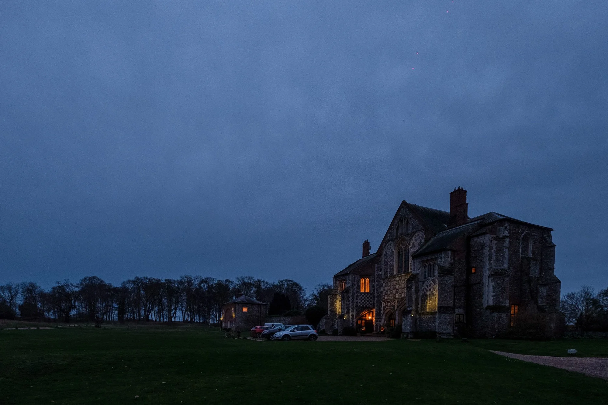 Butley Priory small wedding-157.jpg