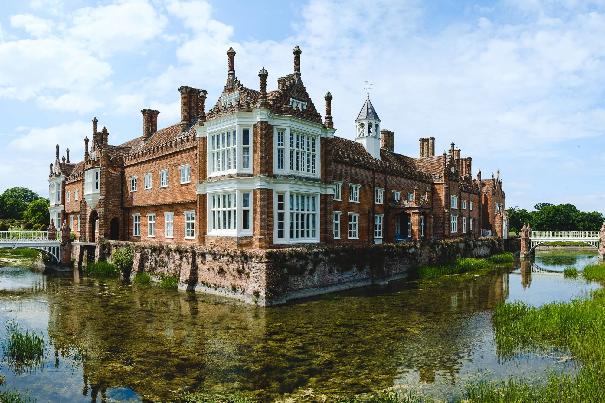 Helmingham Hall Wedding-102.jpg