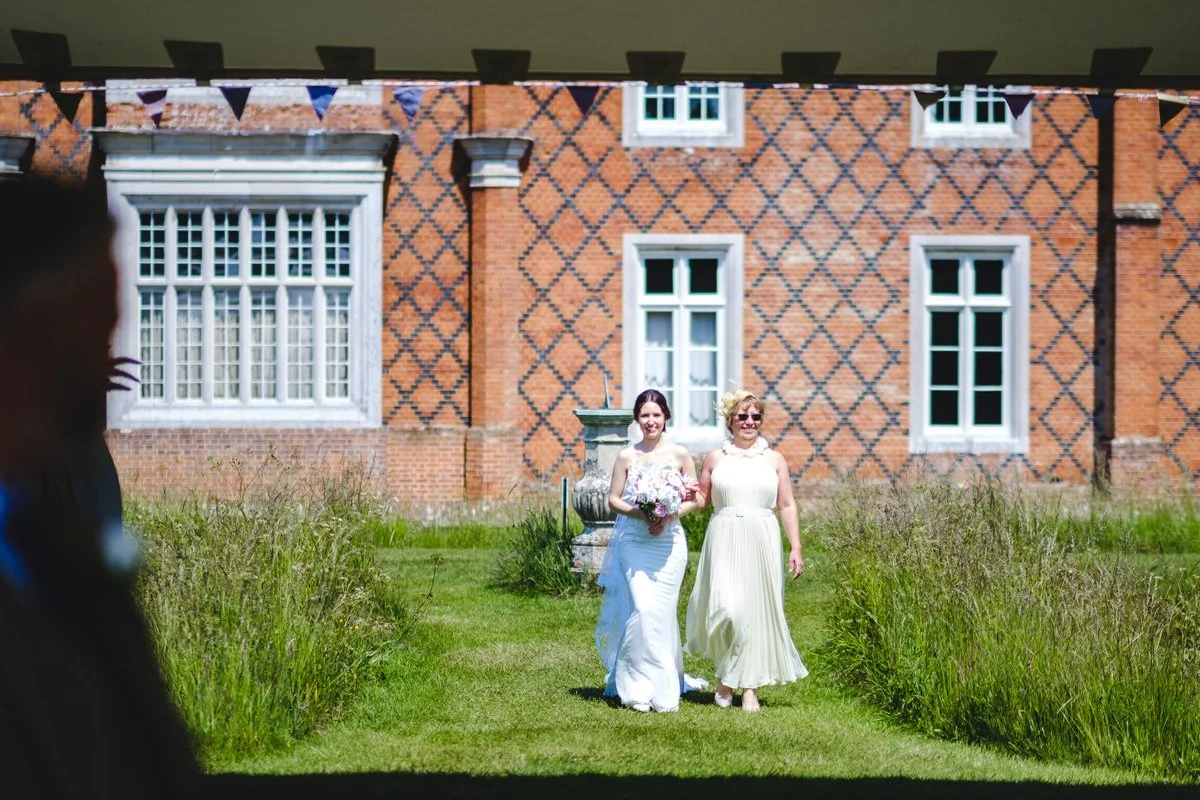 Helmingham Hall Garden Wedding Emmeline Dave-119.jpg