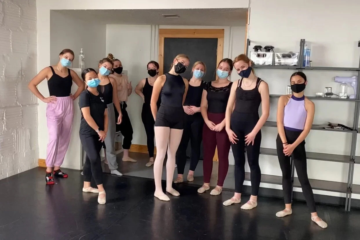 group picture class Dance dancer acting ballet jazz lyrical contemporary theater musical camp singing voice glee club Amber Keeley director Mpls classes twin cities workshops Spring Dance Theatre Academy NE Minneapolis MN St St. Saint Paul Minnesota