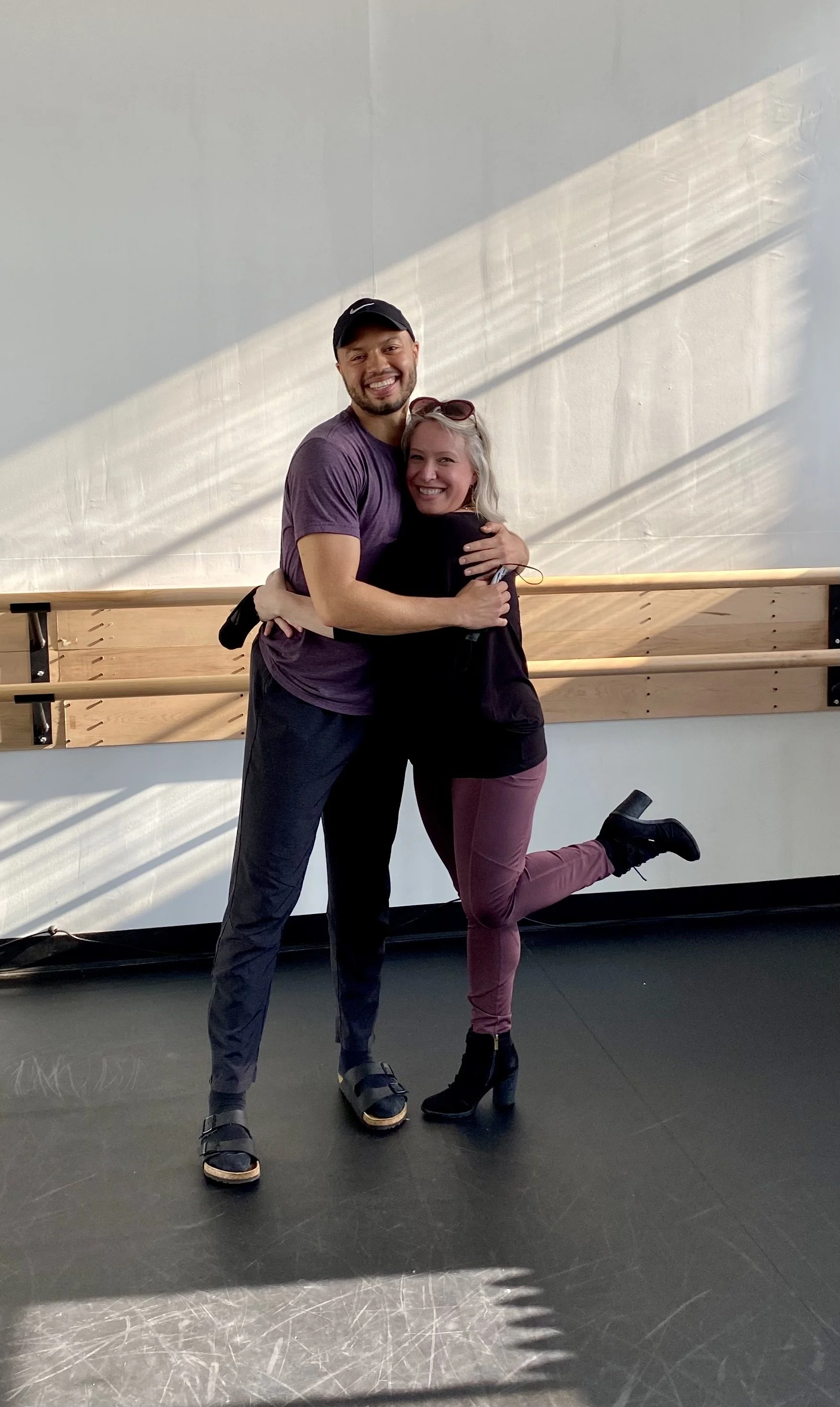 hug barre purple Jeff Robinson Dance dancer studio acting ballet jazz lyrical contemporary theater musical camp singing voice glee club Amber Keeley director Mpls classes twin cities workshops Spring Dance Theatre Academy NE Minneapolis MN St St. Sai