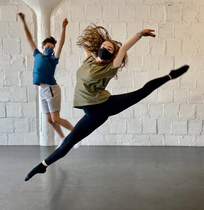 split green top boy in backDance acting ballet jazz lyrical contemporary theater musical camp singing voice glee club Amber Keeley director Mpls classes twin cities workshops Spring Dance Theatre Academy NE Minneapolis MN St St. Saint Paul Minnesota