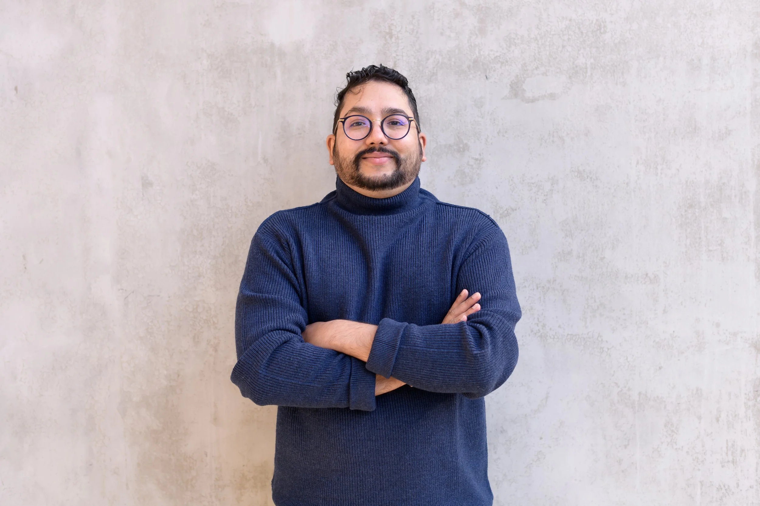 Angat_Desai_Headshot.jpg