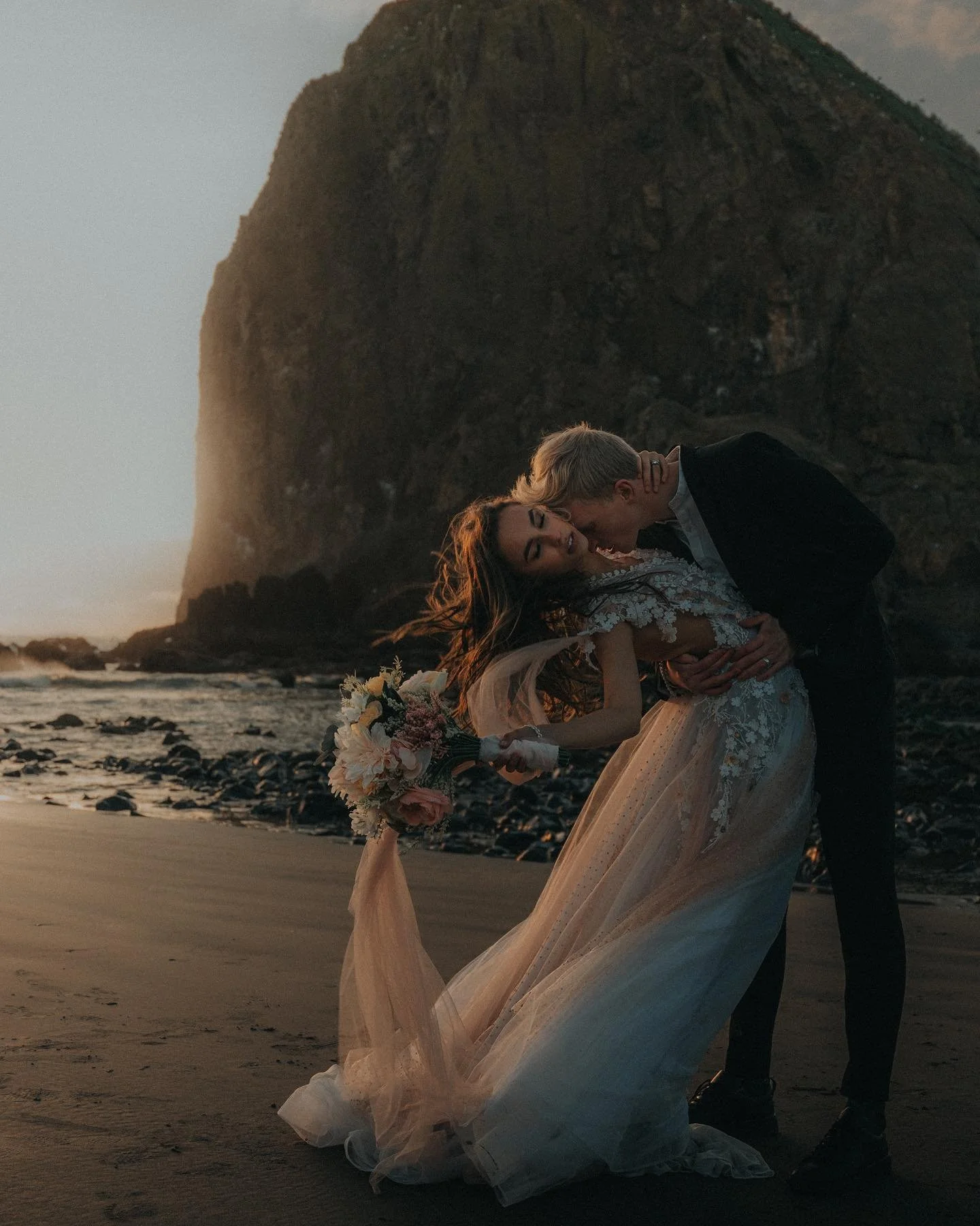 π£ Exciting Update! π£ We’re thrilled to announce that Weddings Uncharted is accepting 2025 bookings for photo and video services!! 
π Based in Denver, CO, our team is eager to work with you! 
Contact us via our bio, we’re beyond excit