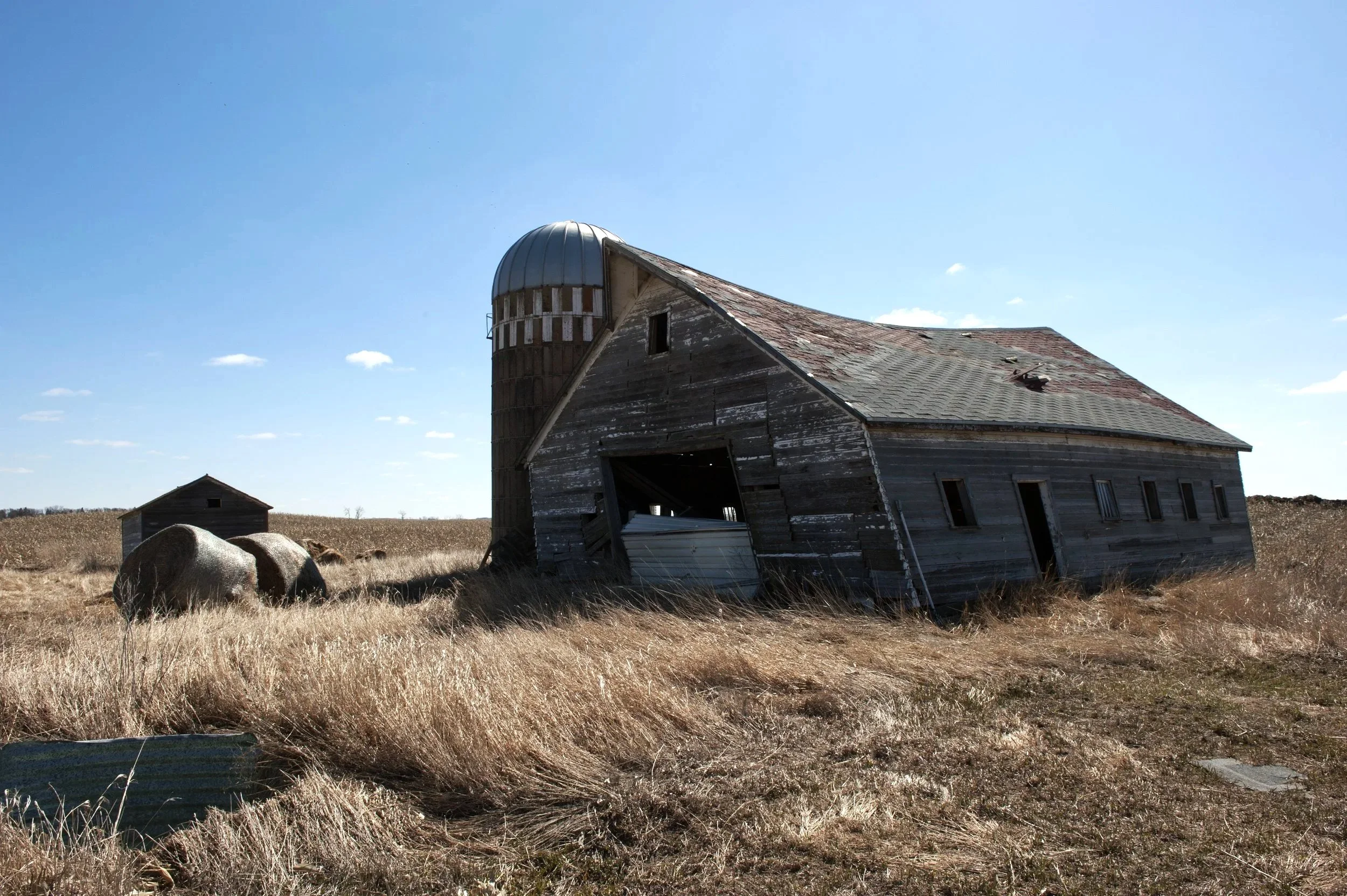 Leaning+Barn%2C+Shedidan+County%2C+ND-Edit.jpg