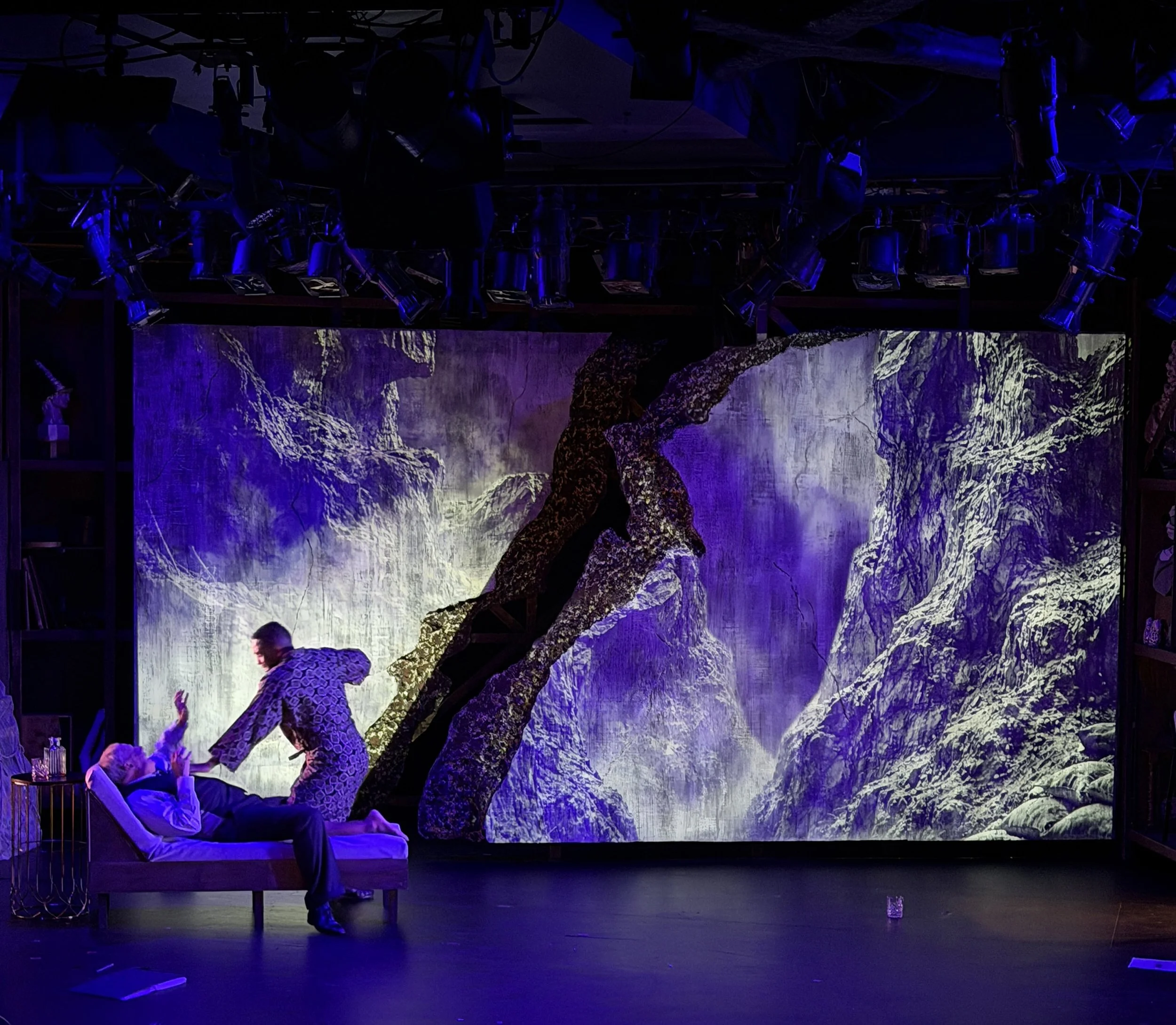 FB396C77-63F0-4599-B6E7-90700D2E597F_1_201_a copy.jpg