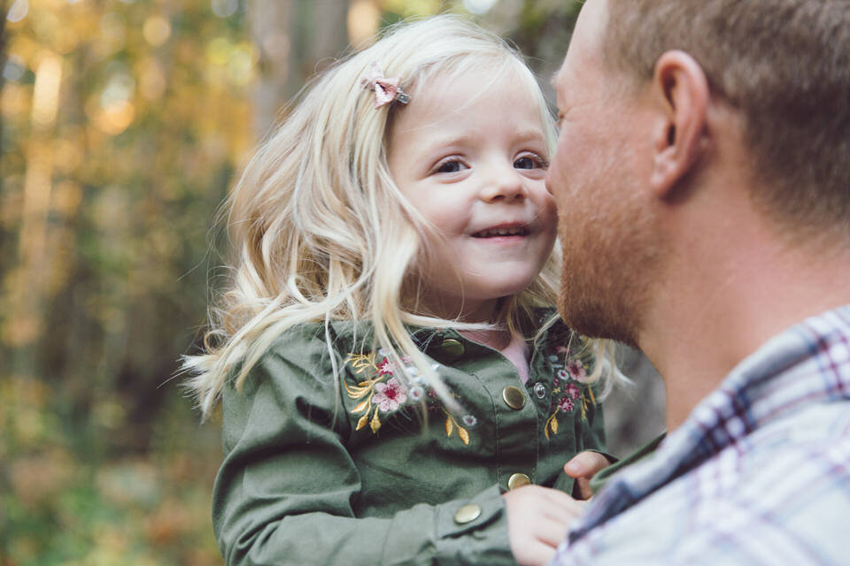 aldene-nicole-photography-fall-family-photos-deschutes -falls-park-55.jpg