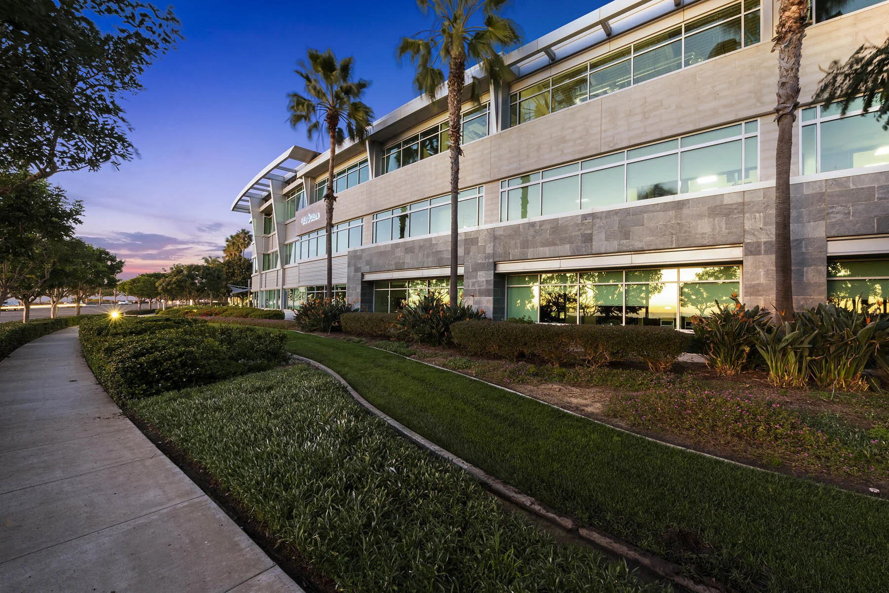 Ocean Ridge exterior path and landscaping