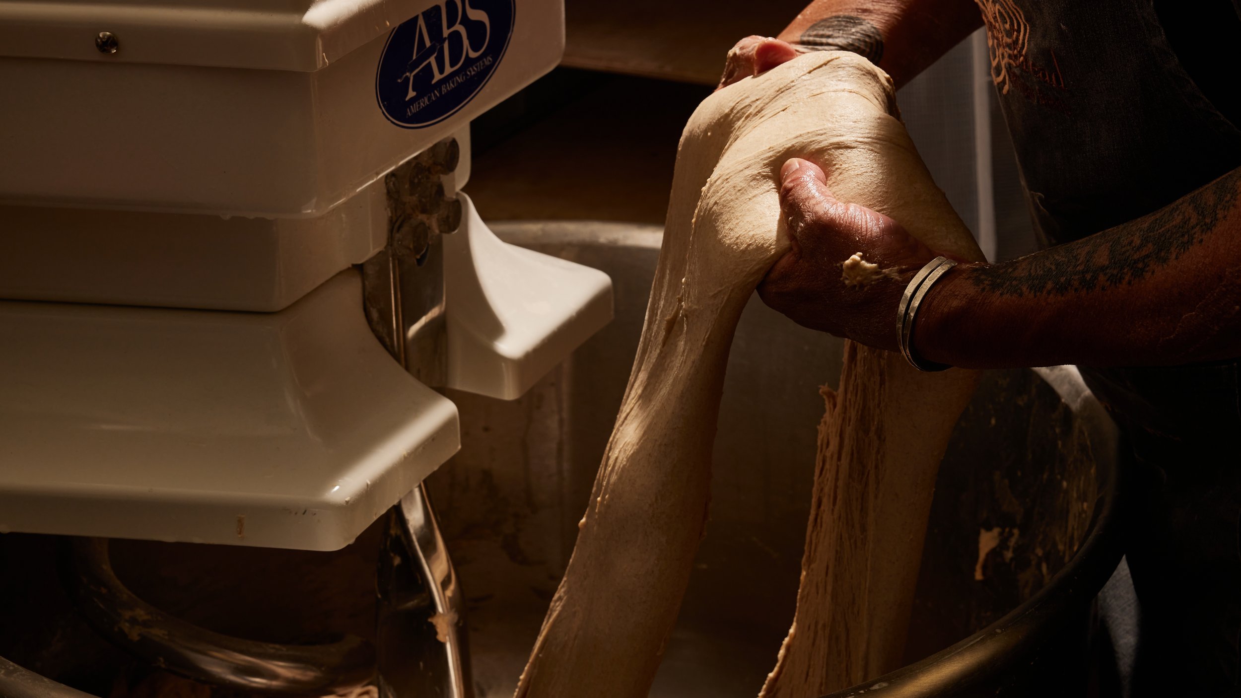 BARRIO BREAD v.11074.jpg