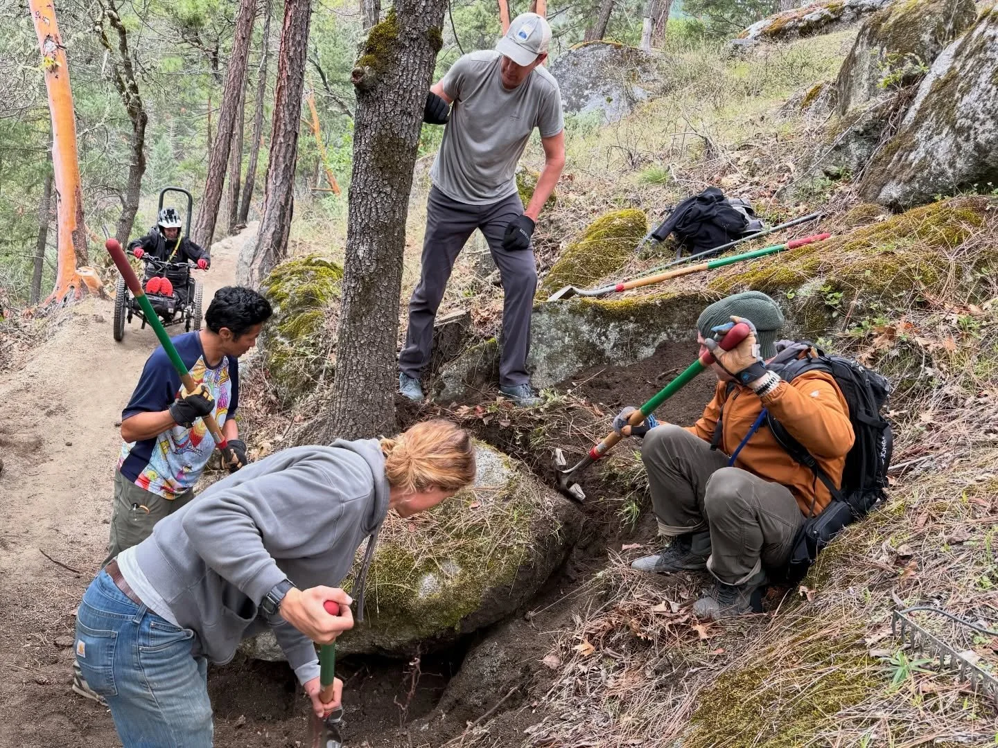 Thanks to 15 incredible volunteers, grant funding from @travelsouthernoregon and test riding by aMTB rider, Tammie, we removed the final choke point on Jab and now have an accessible-ready loop ride from the quarry that includes Lizard and Jabberwock