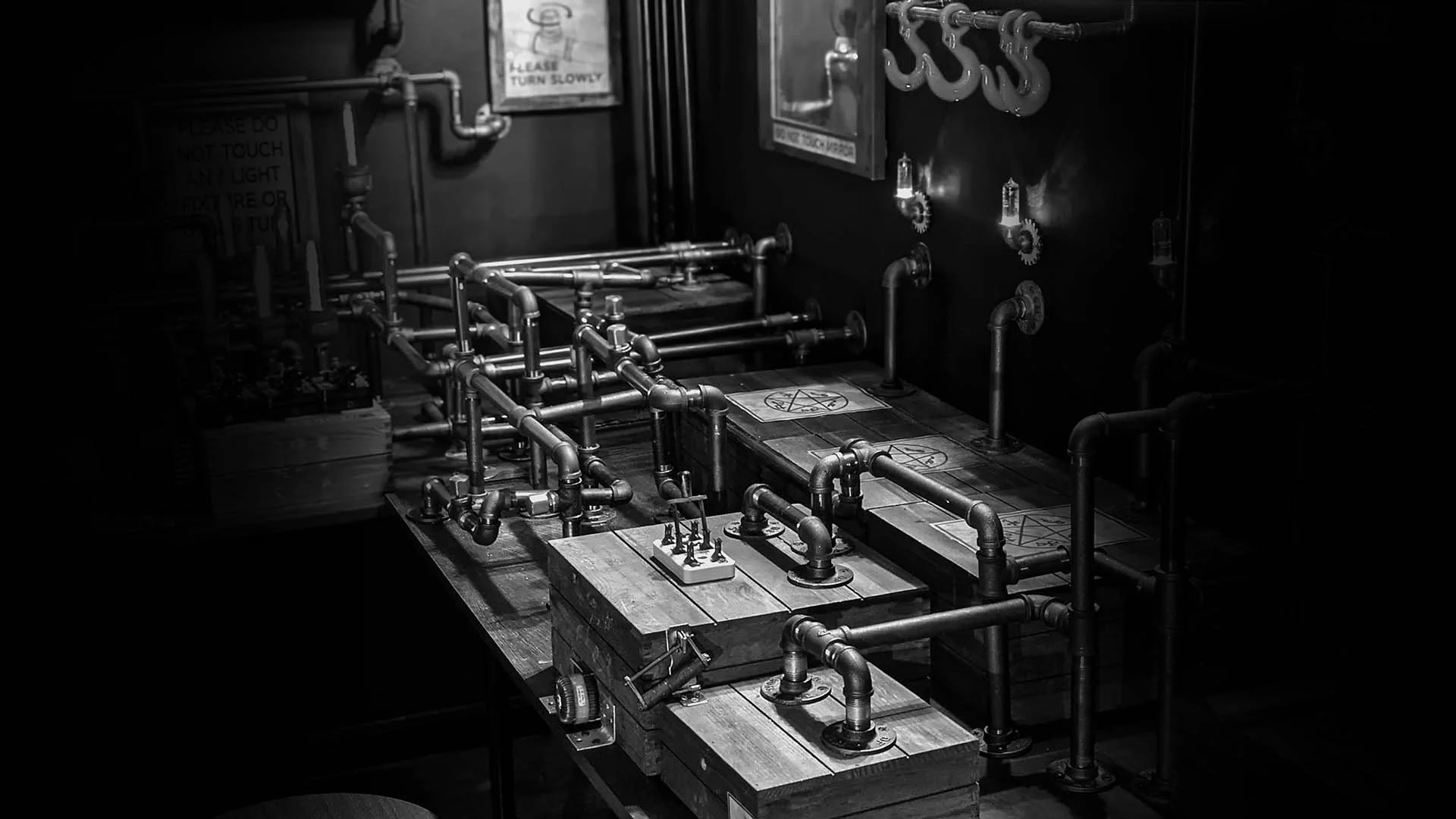 Teams will need to utilize our vintage steampunk hardware and attempt to contain the paranormal forces in Redlands.