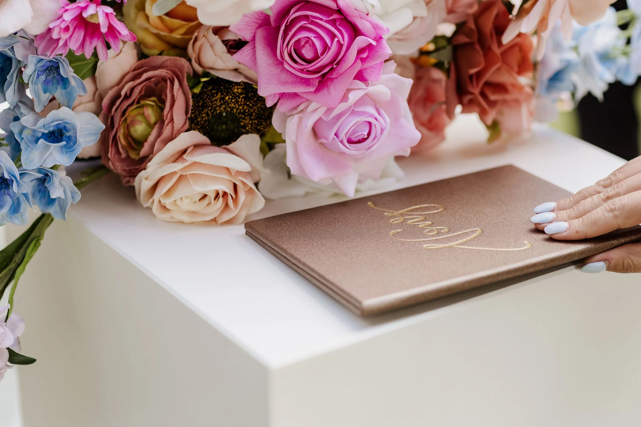 🥰 VOW INSPIRATION 🥰

"I love you. I love every bit about you. Your soft, kind soul. Your caring nature, and the fact that you don&rsquo;t have a bad bone in your body. Not to mention, how incredible of a mother you are to our baby boy. We are 