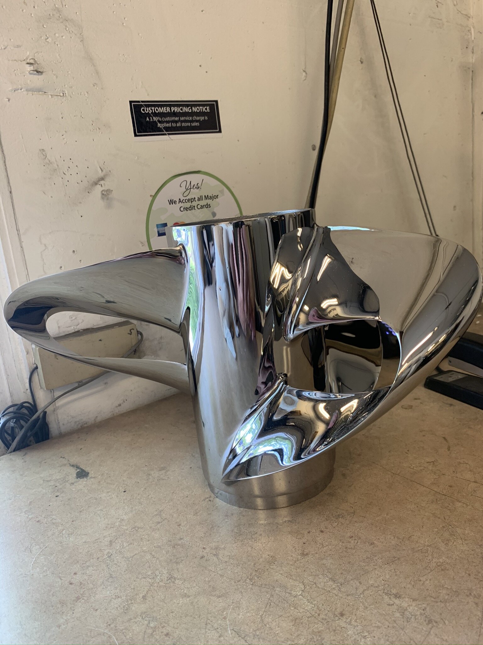 New boat propeller design