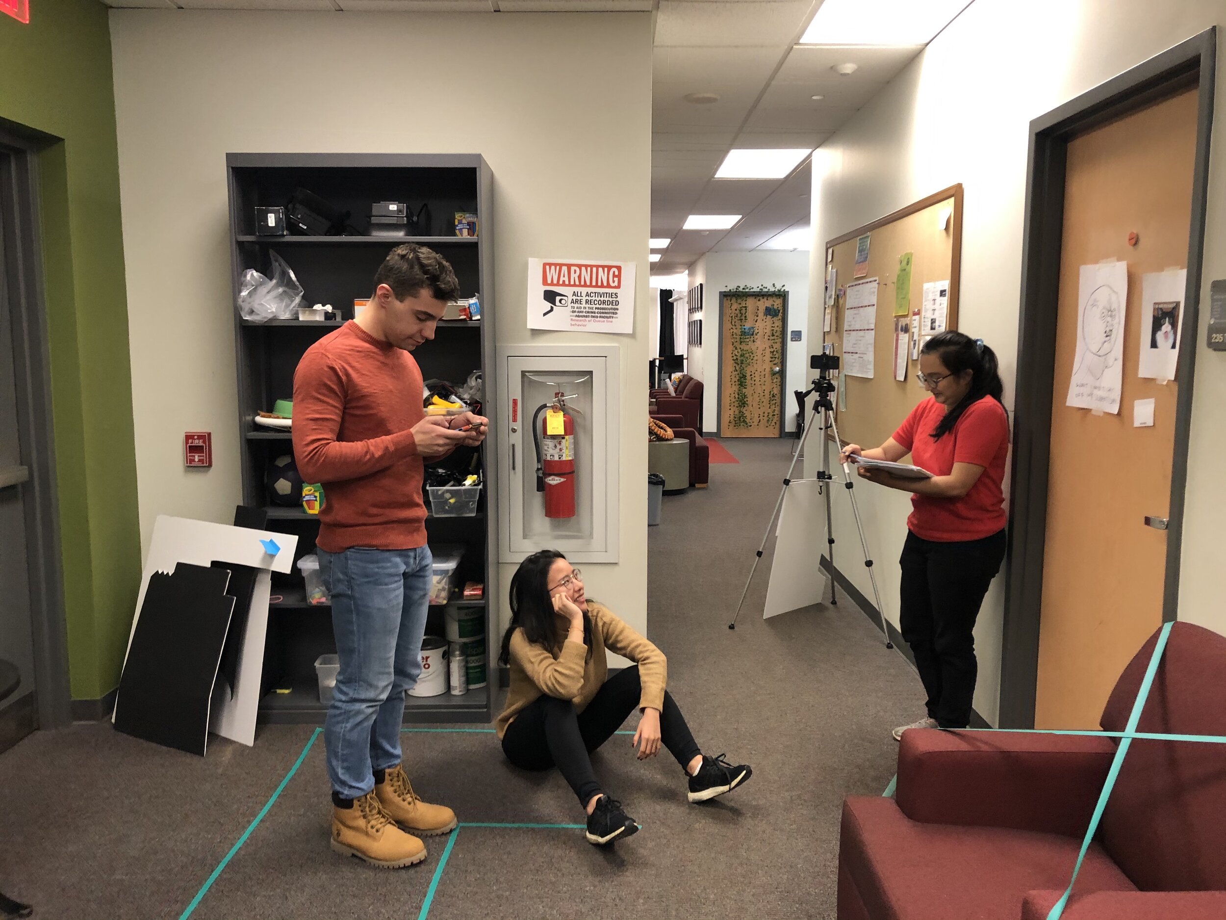 We simulated a waiting experience where participants could choose to either wait in line or get a buzzer and come back when it’s their turn.