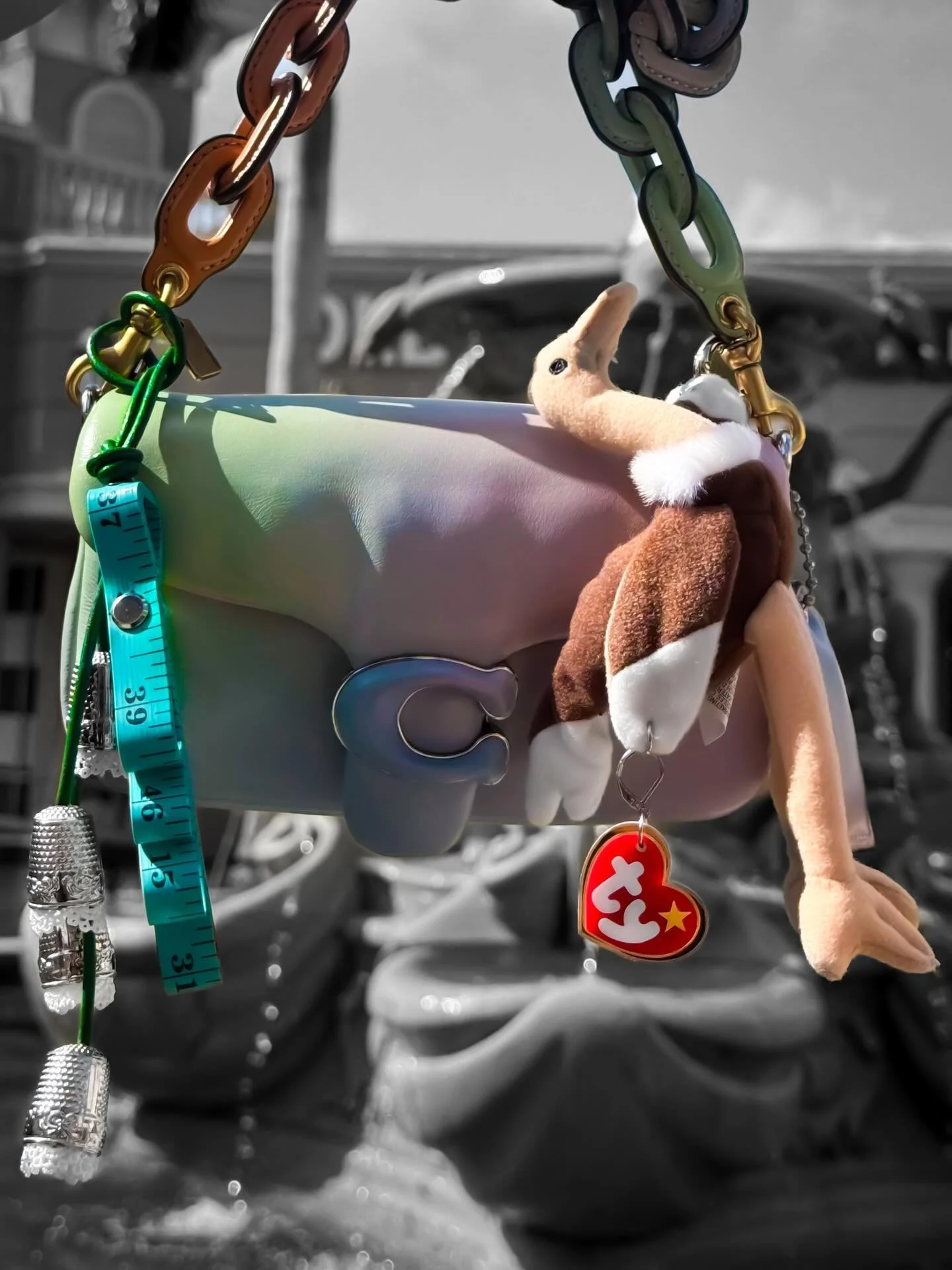 Thank you so much for all the love on the bag charms!💖

The preorder for the Lily of the Valley bag charm is still open, and there are still a few Teeny Beanie bag charms waiting to be adopted!

All preorders close Sunday! ✨

Paid actor: Stretchy th