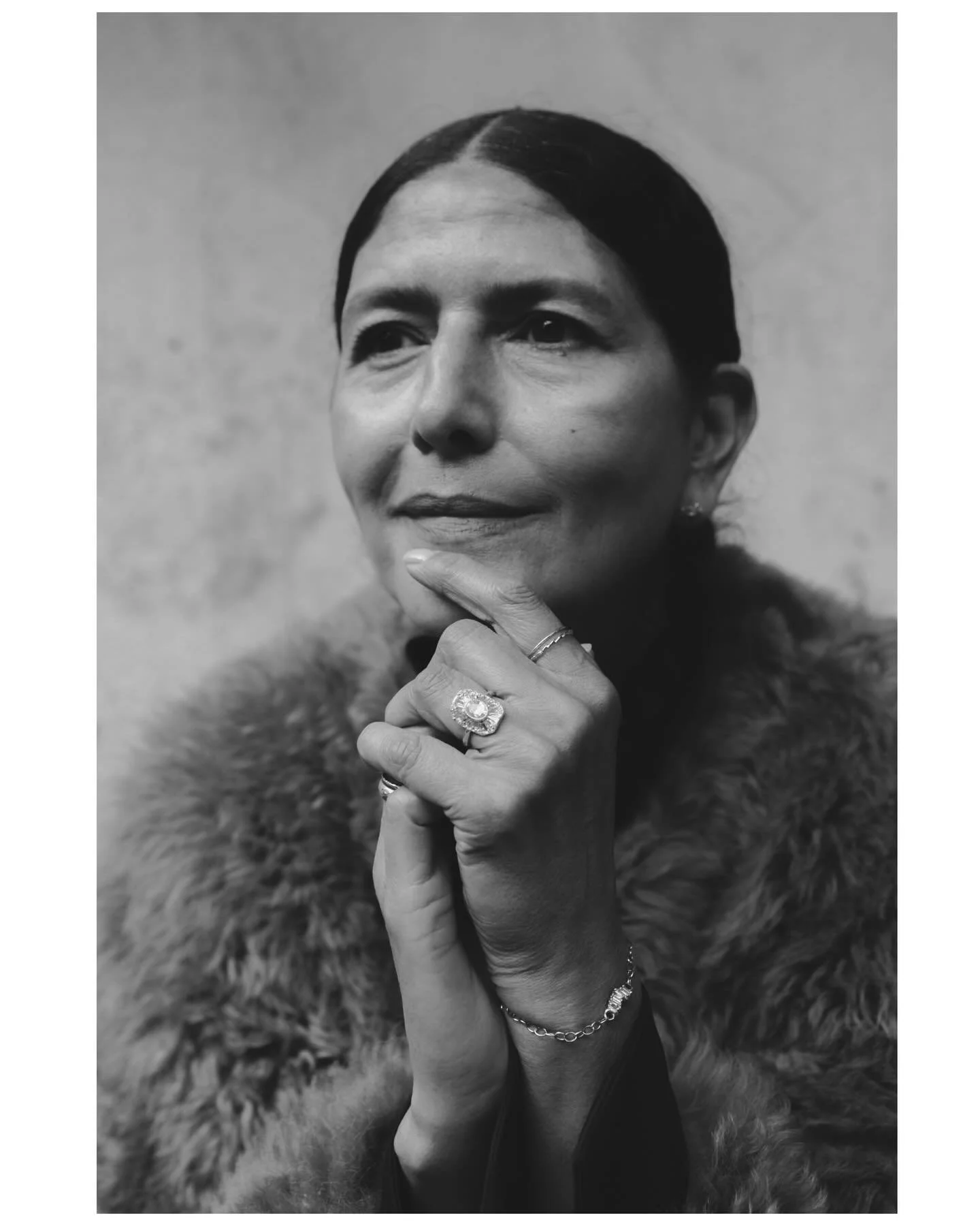 Midwinter 25 / Resort 26 @studiowylder 
Shot on a crisp day in London last month with the best gang 🍂

Talent @ichtisonia 
Creative direction @natashakelly67 
Video @lewishraeburn 
Assistance @_dija_kd_diallo @shirley.snow 
Jewellery @ellismhairicam