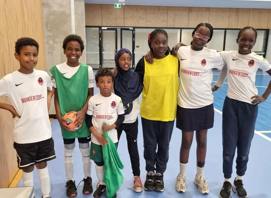 Our junior mixed team and two senior women’s teams are loving the opportunity to play in the @futsal_4_life competition. Thanks to Futsal4Life and @yarra_futsal_network for creating the pathway for our teams to get involved 🔥
📍Bundha Sports