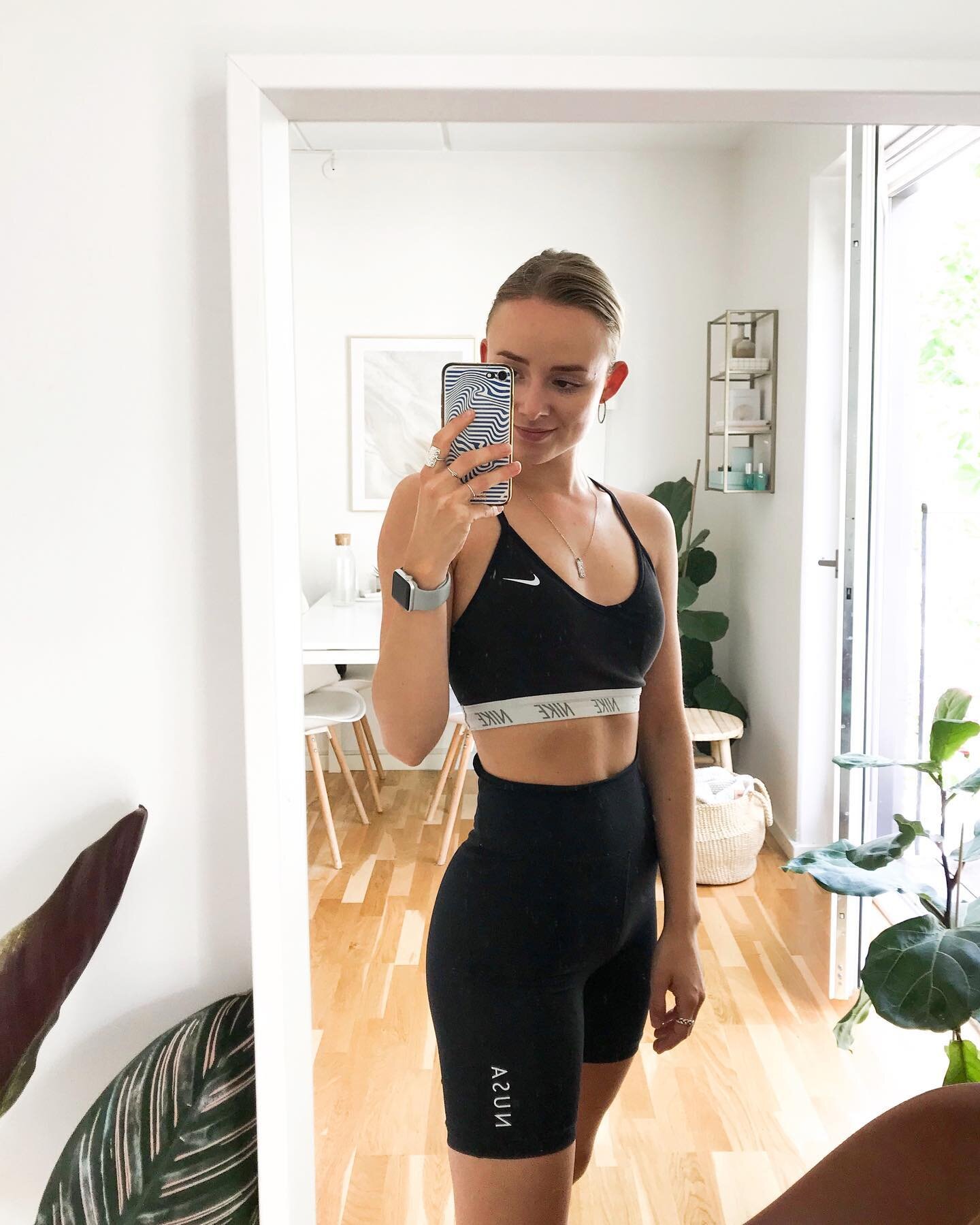 Are you mindful of your relationship with exercise? 💫 In my experience, working out can sometimes become a product of guilt. Something we do to &ldquo;make up&rdquo; for something we ate, or to try and cope with things we are unhappy with about our 