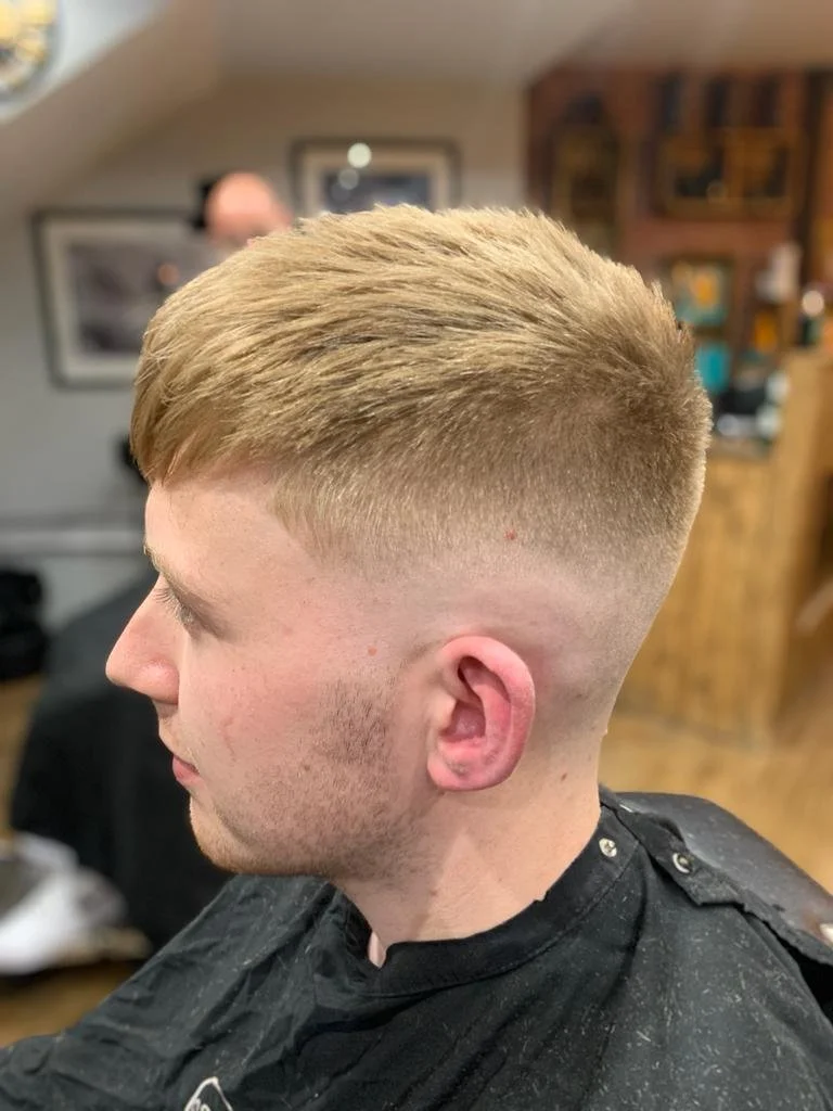 Middle Row Barbers - haircut