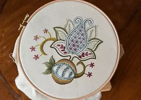 2 Day Jacobean Crewel Embroidery with Jaqueline Schultz- AHH Studios