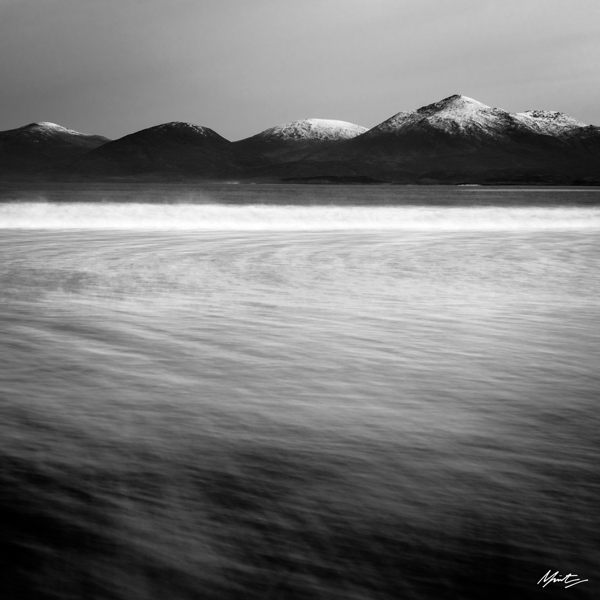 isle of harris receeding wave.jpg