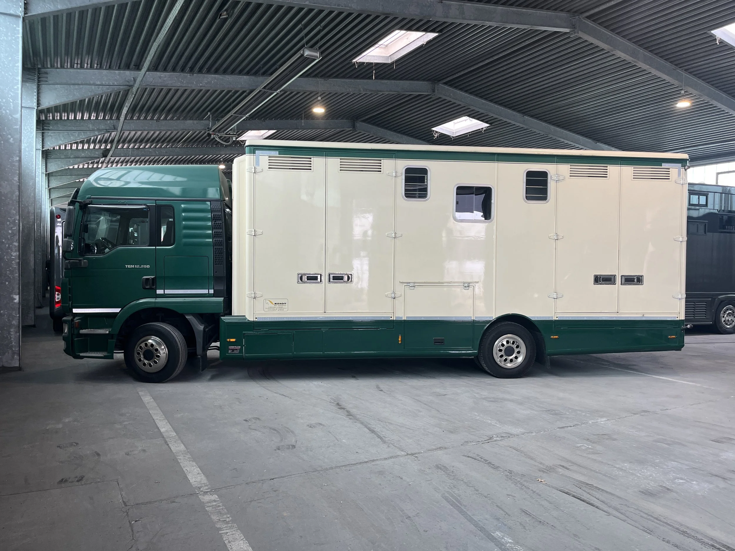 Transport 242. vehicle (1).jpeg