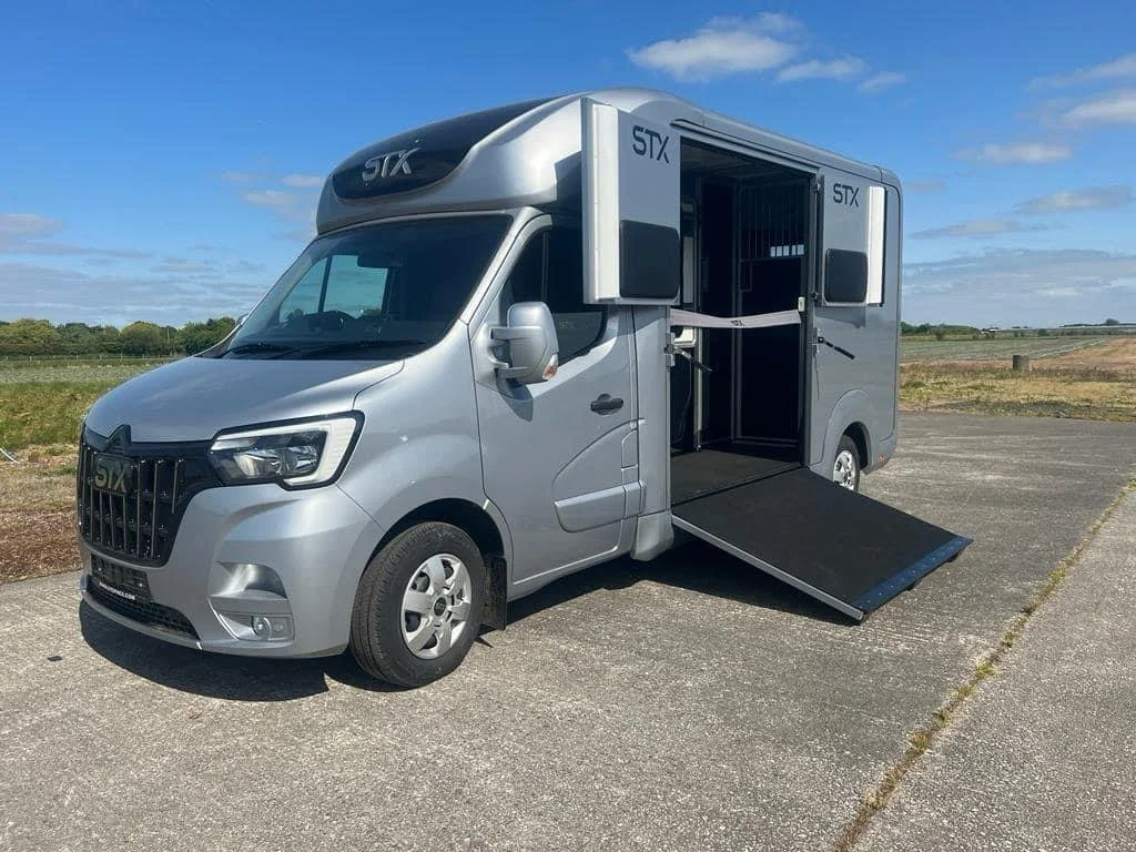 Trsp. 189 Van Entrance.jpg