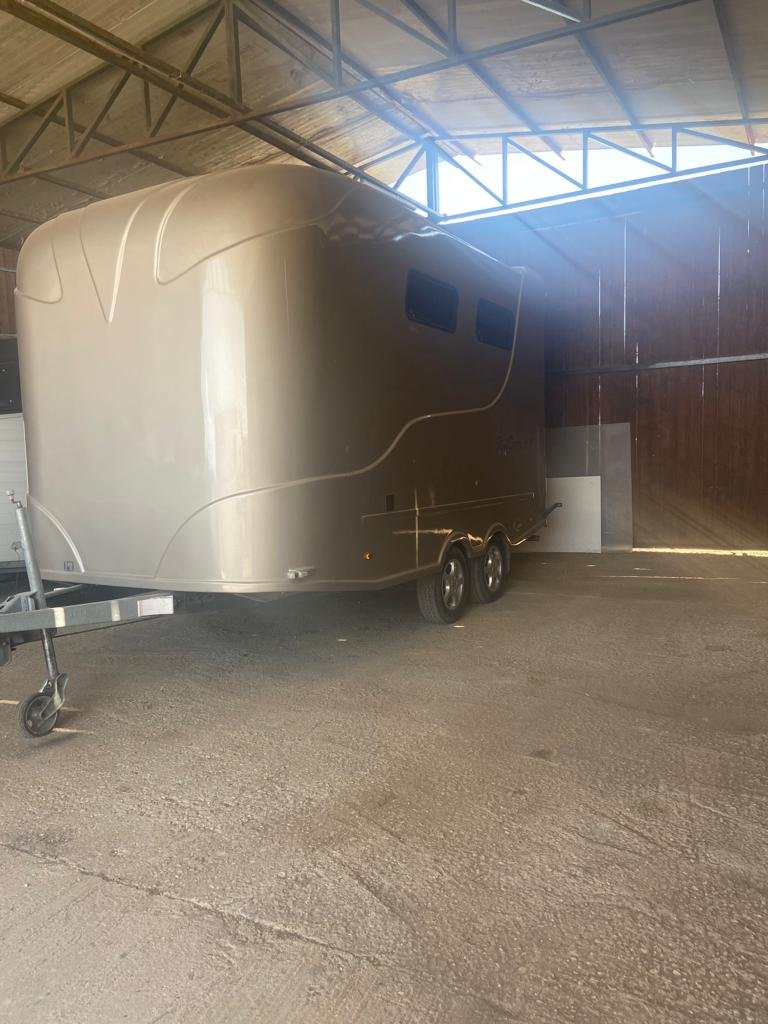 Transporter 100 Long Distance Trailer.jpg