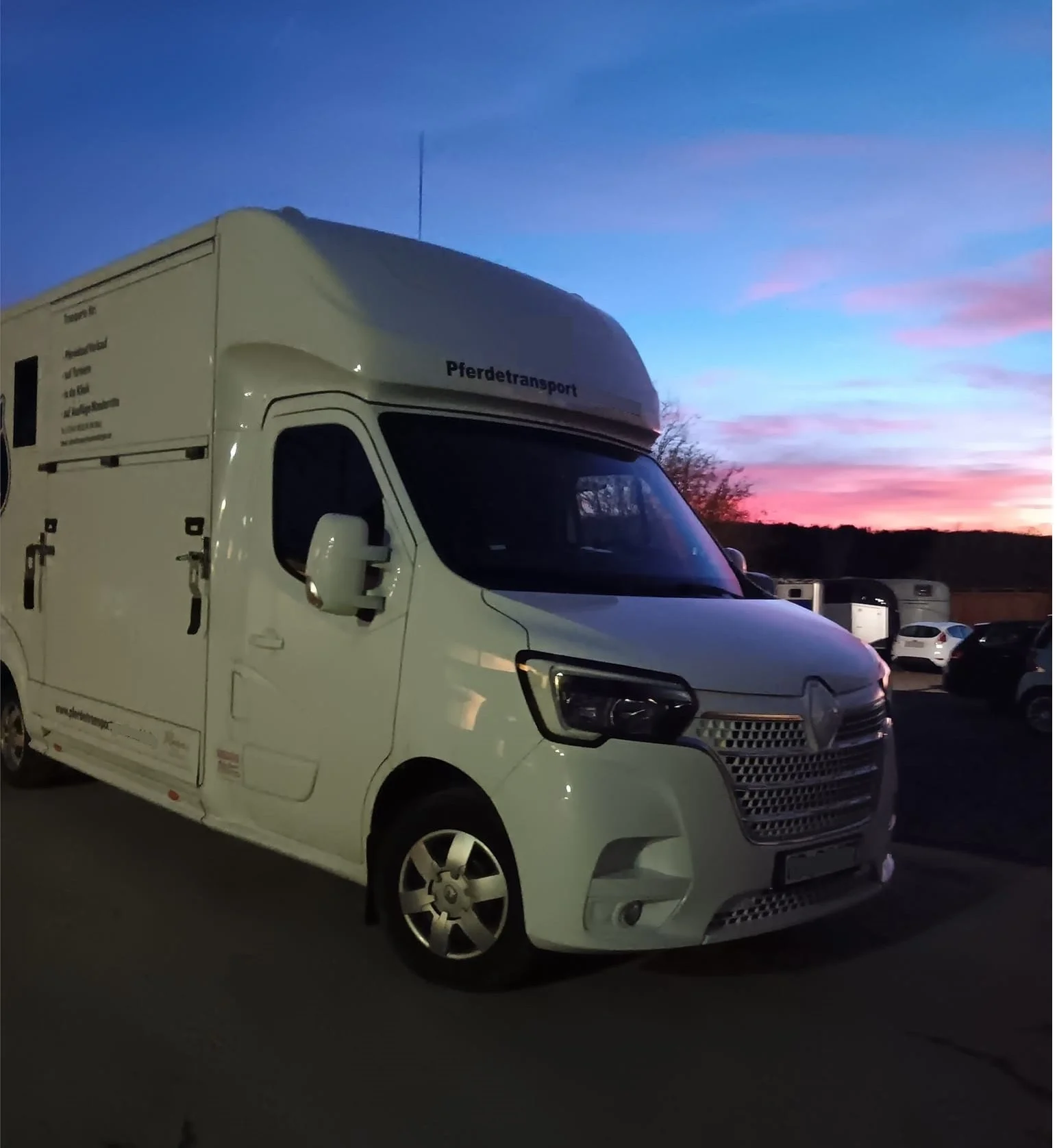 Trsp. 180 Van Front.jpg