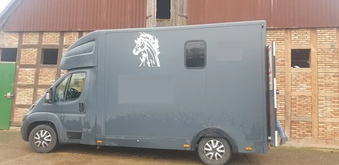 Transporter 160 side.jpg