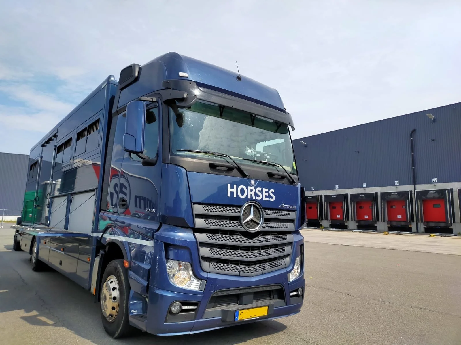 Trsp 169 truck side.jpg