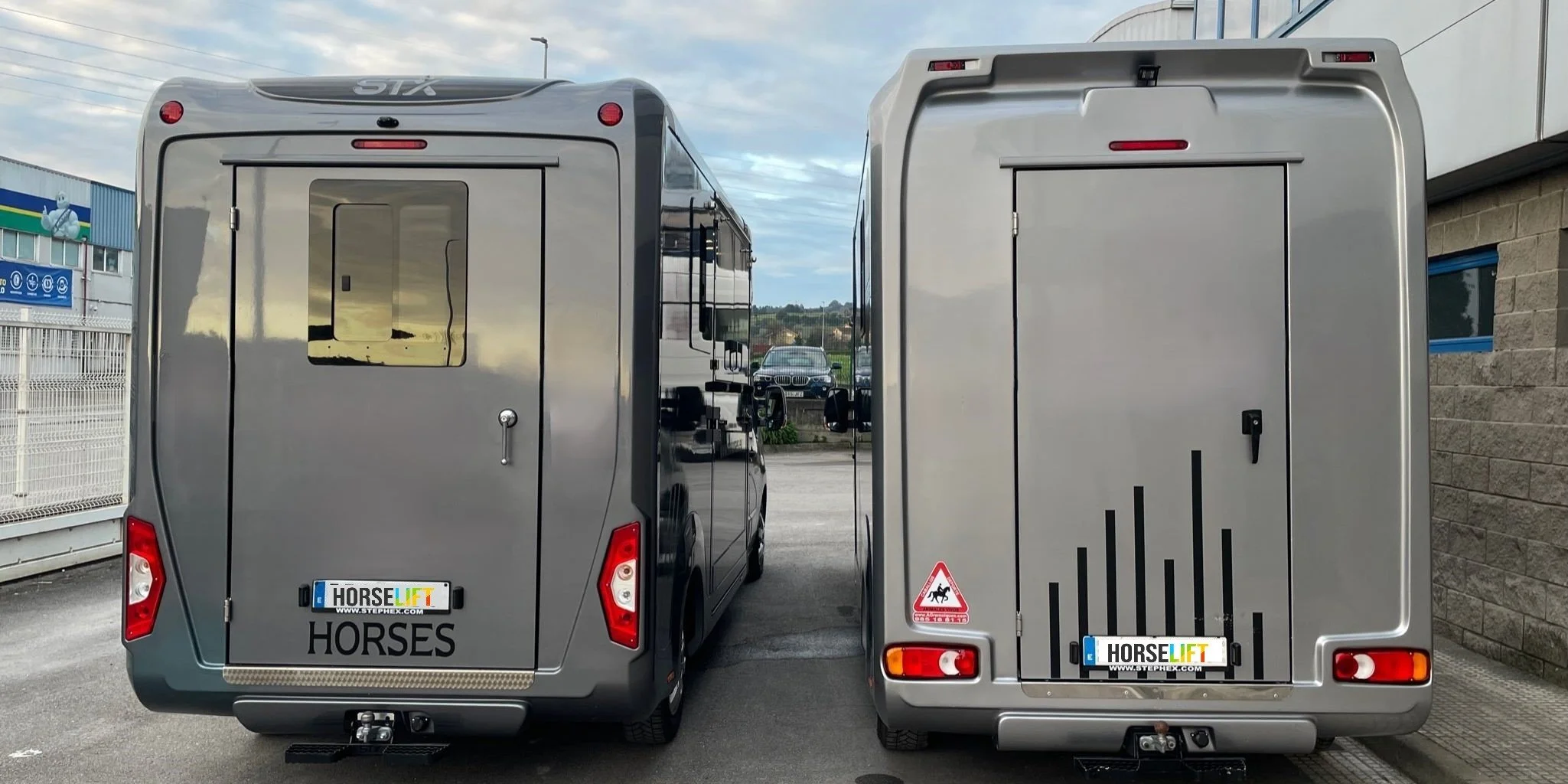 Trsp. 151 Vans Back.jpg